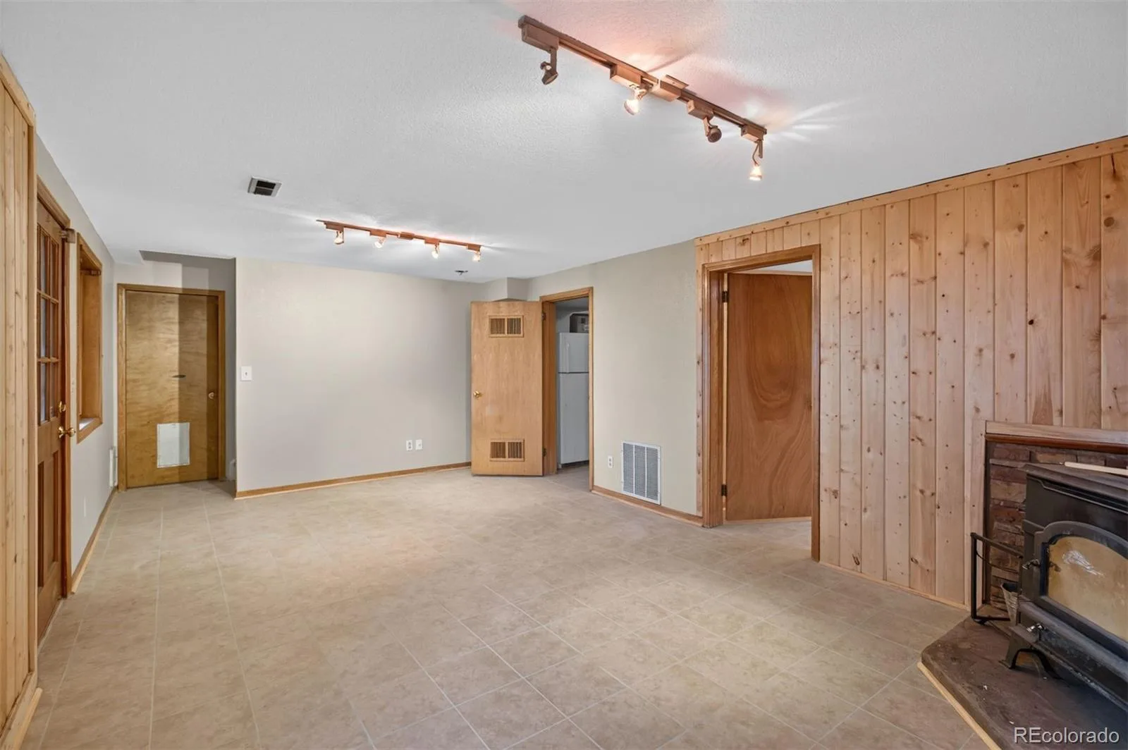 10176 Crest View Drive Morrison CO 80465 | MLS #REC8840756 08202026161846 1600 22