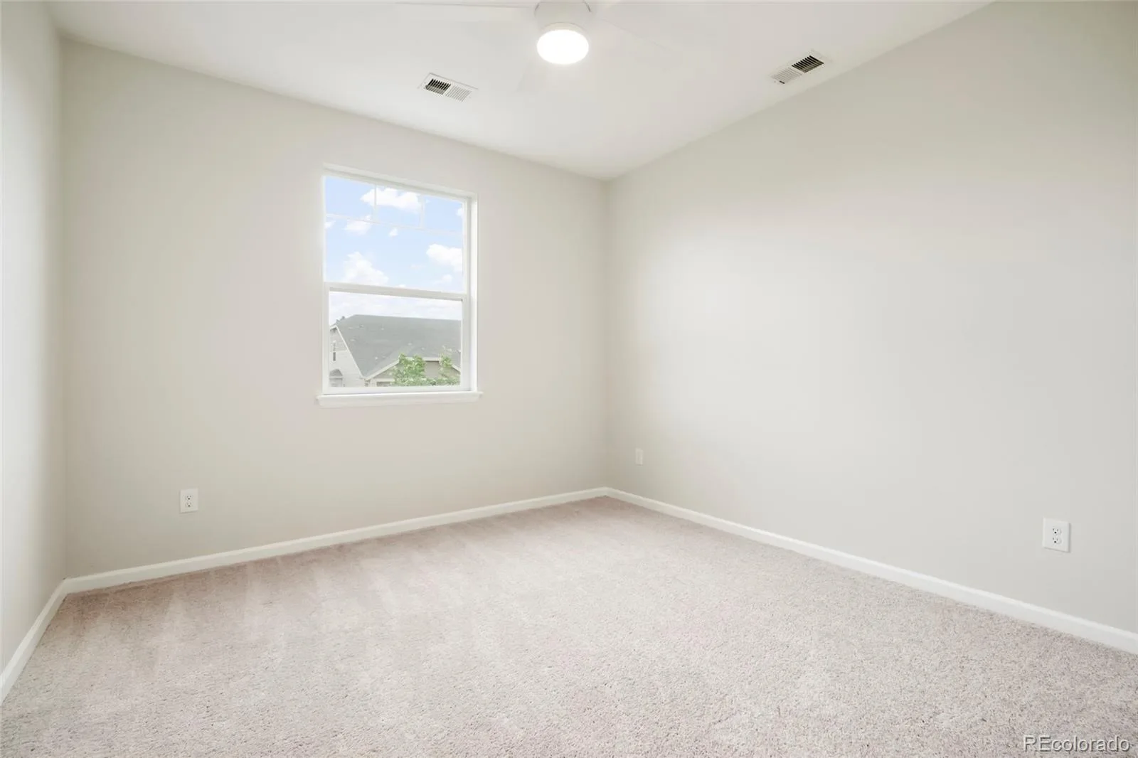 7367 S Pennsylvania Street Littleton CO 80122 MLS #REC8841909 06082026210706 1600 27