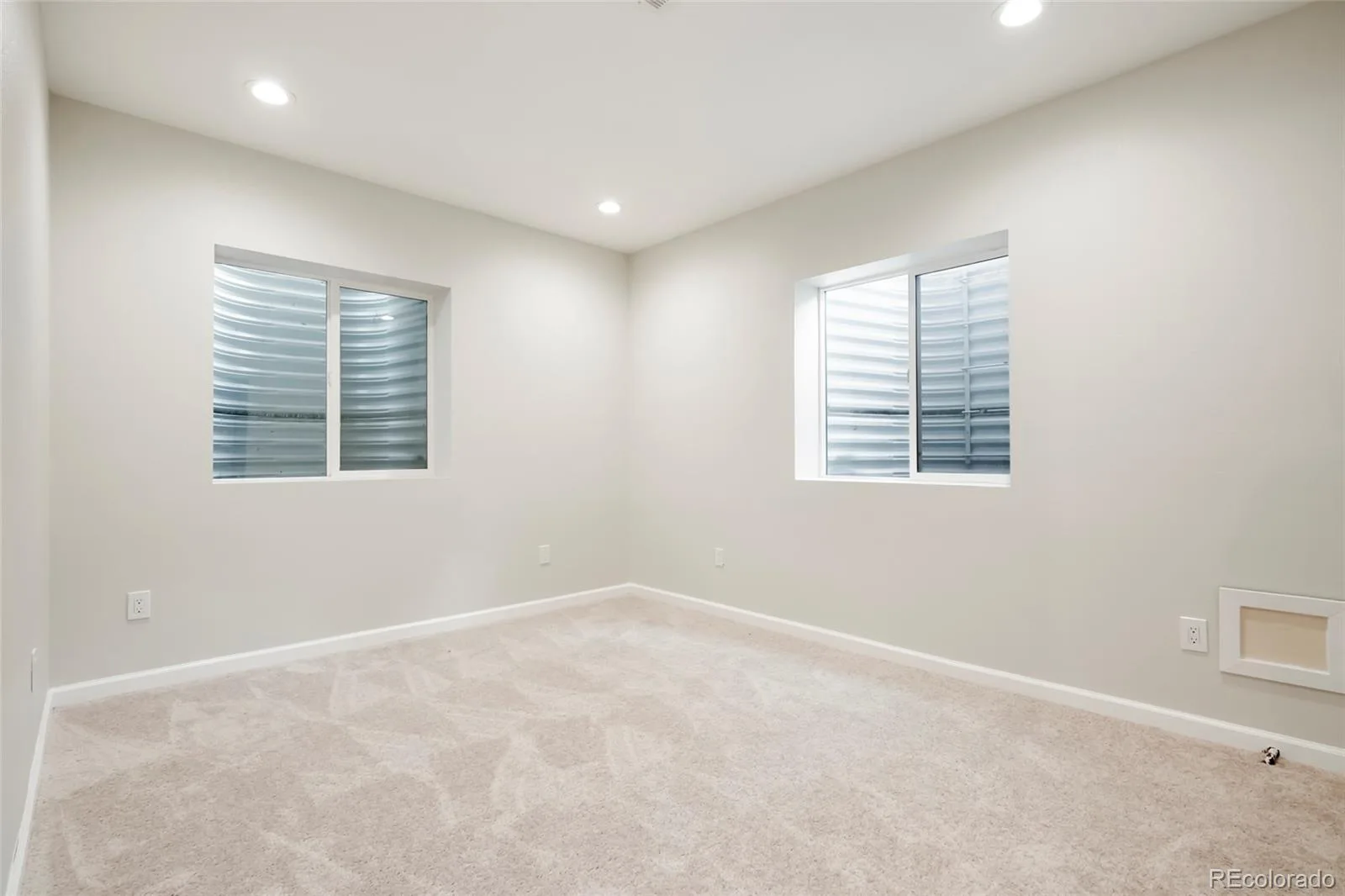 7367 S Pennsylvania Street Littleton CO 80122 MLS #REC8841909 06082026210706 1600 32