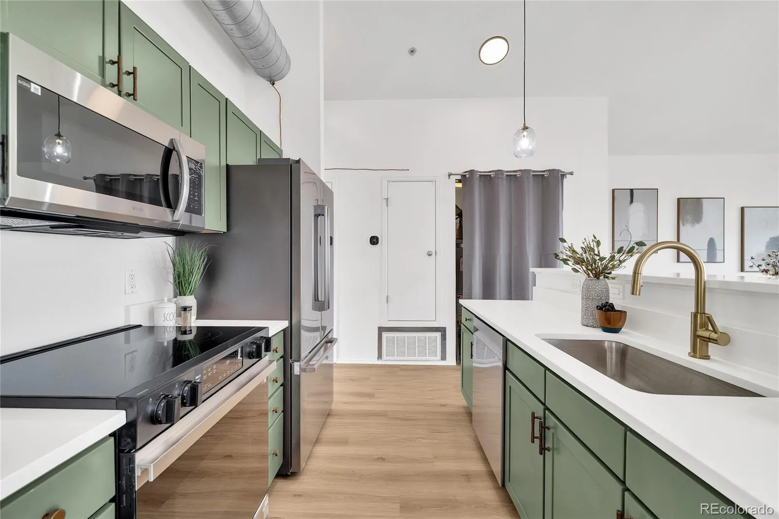 3082 Umatilla Street #B Denver CO 80211 | MLS #REC8842726 09232026134755 1600 22