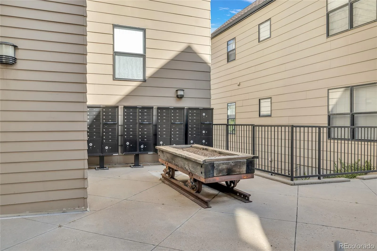 3082 Umatilla Street #B Denver CO 80211 | MLS #REC8842726 09232026134755 1600 28