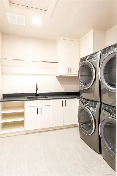 02142026034339 800 28