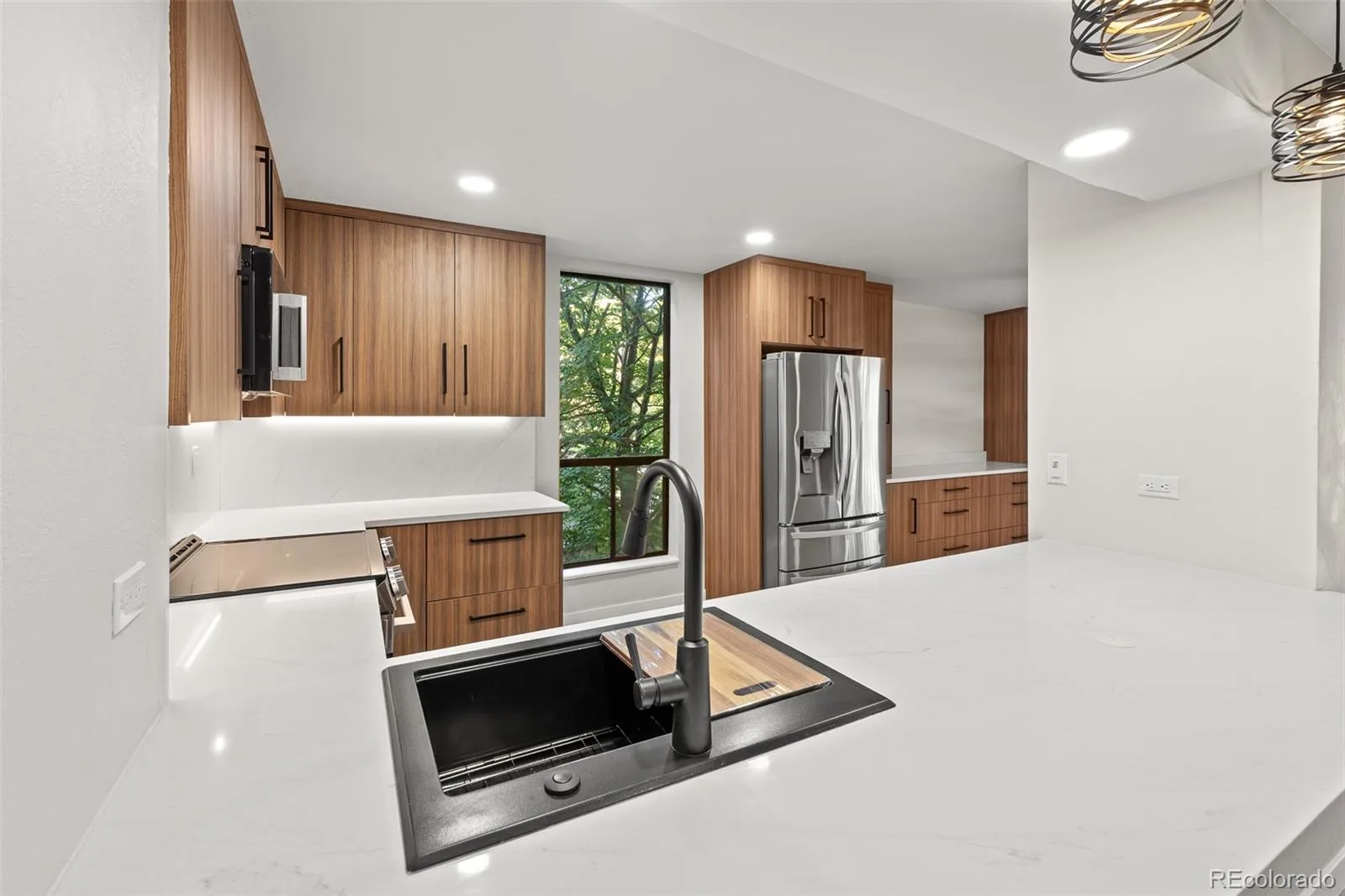 460 S Marion Parkway #254 #B Denver CO 80209 | MLS #REC8846221 10032026013435 1600 17