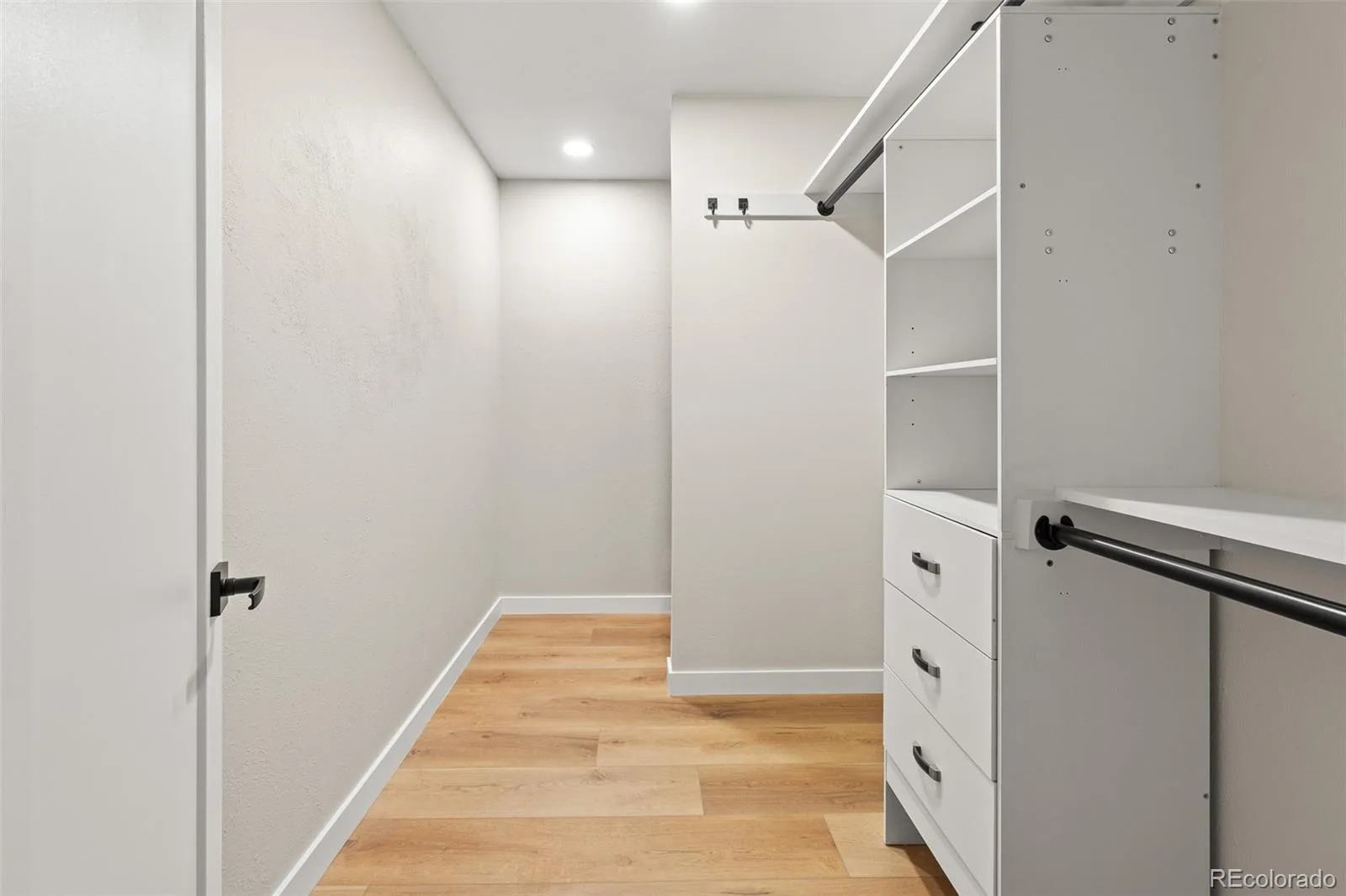 460 S Marion Parkway #254 #B Denver CO 80209 | MLS #REC8846221 10032026013435 1600 33