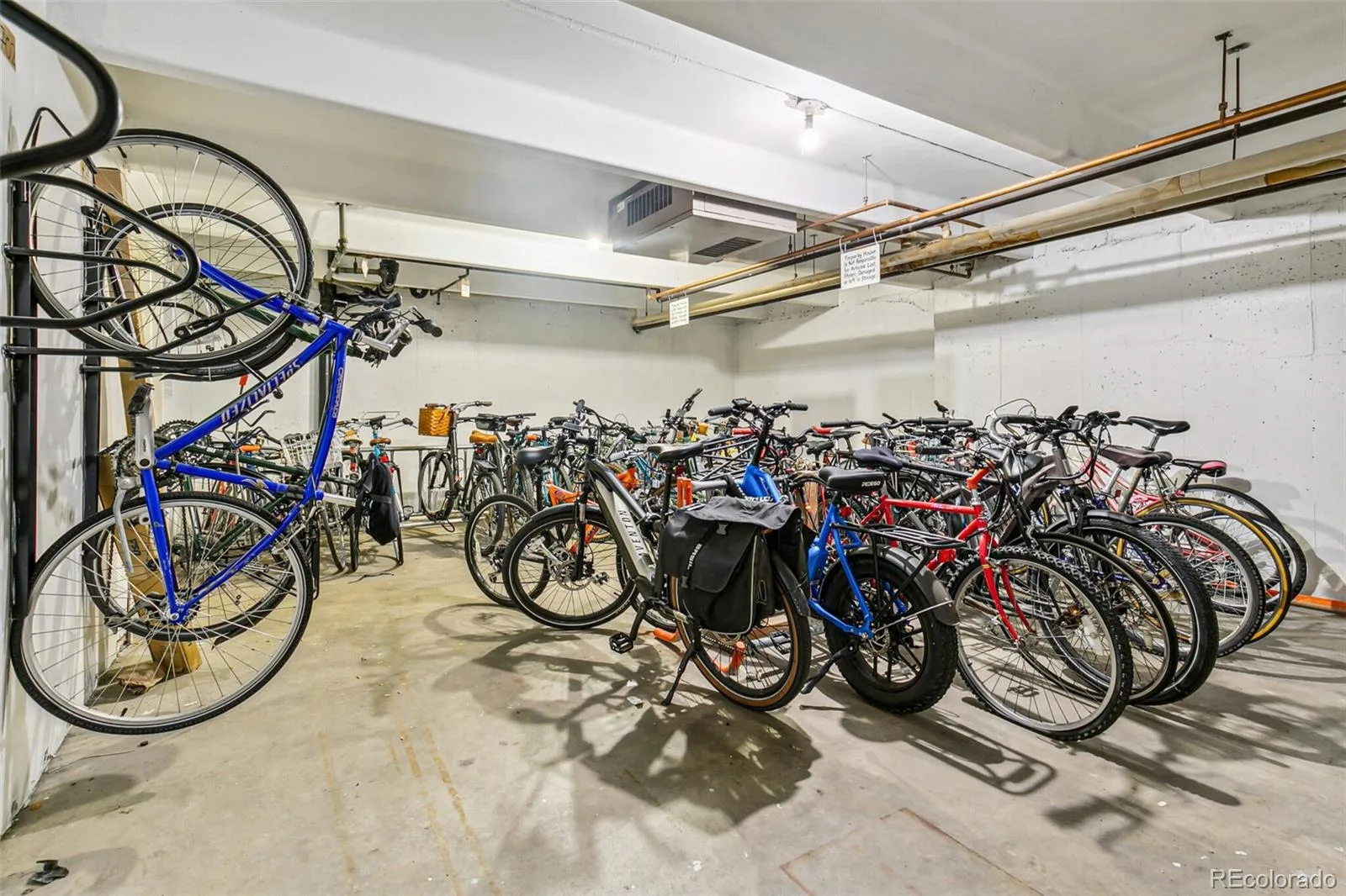 1255 N Ogden Street #605 Denver CO 80218 MLS #REC8846565 06192026040421 1600 21