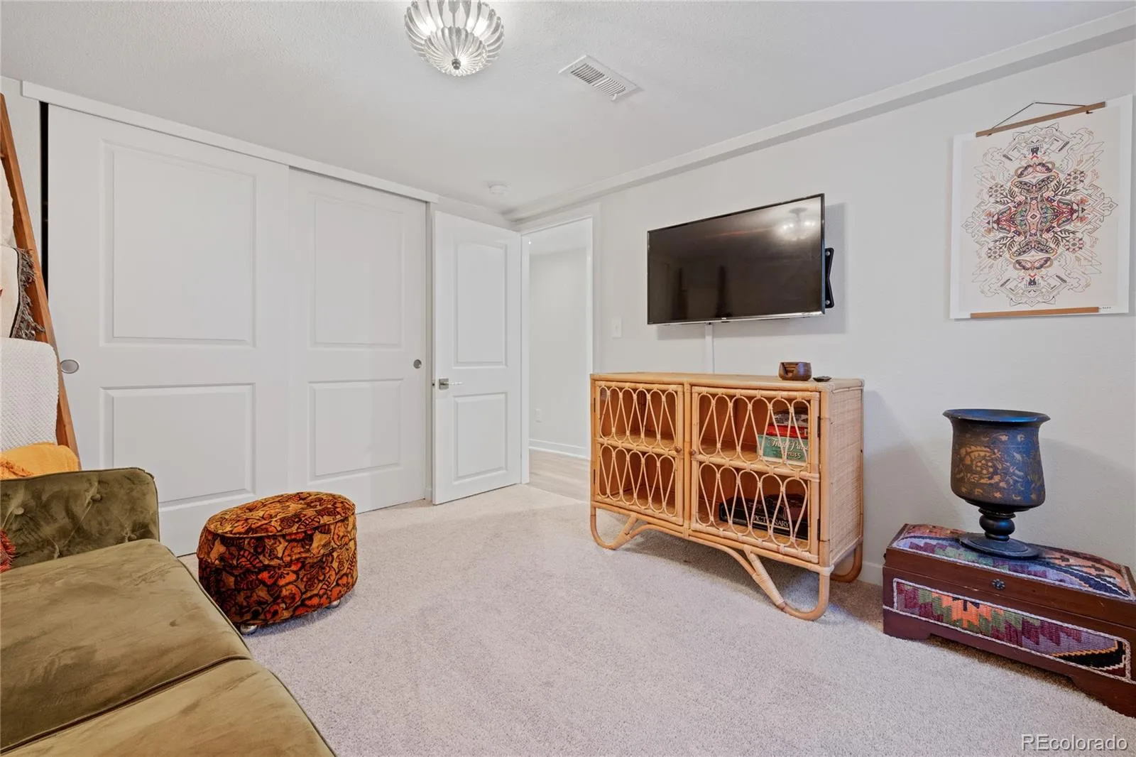 3011 Oneida Street Denver CO 80207 MLS #REC8847137 06252026142626 1600 28