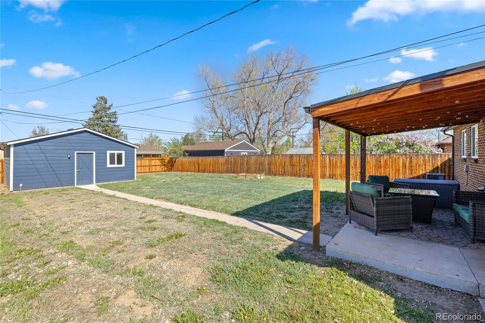 3011 Oneida Street Denver CO 80207 MLS #REC8847137 06252026142626 1600 34