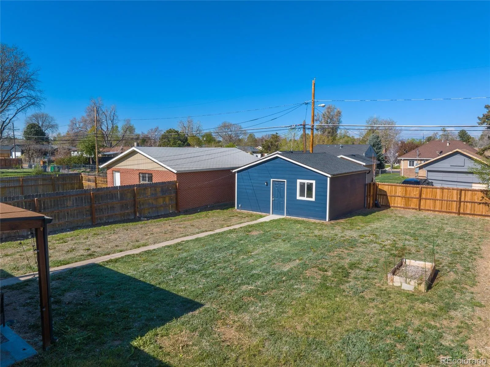 3011 Oneida Street Denver CO 80207 MLS #REC8847137 06252026142626 1600 38