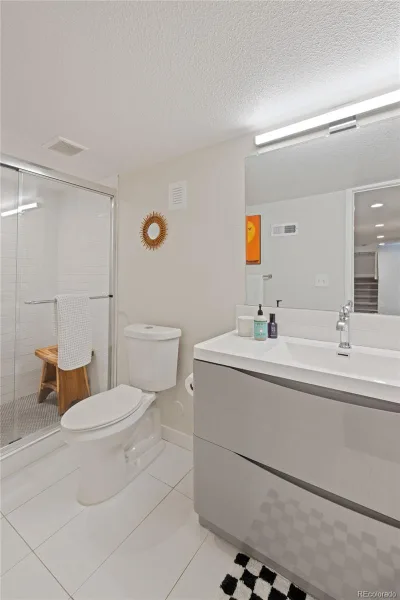 3011 Oneida Street Denver CO 80207 MLS #REC8847137 06252026142626 800 31