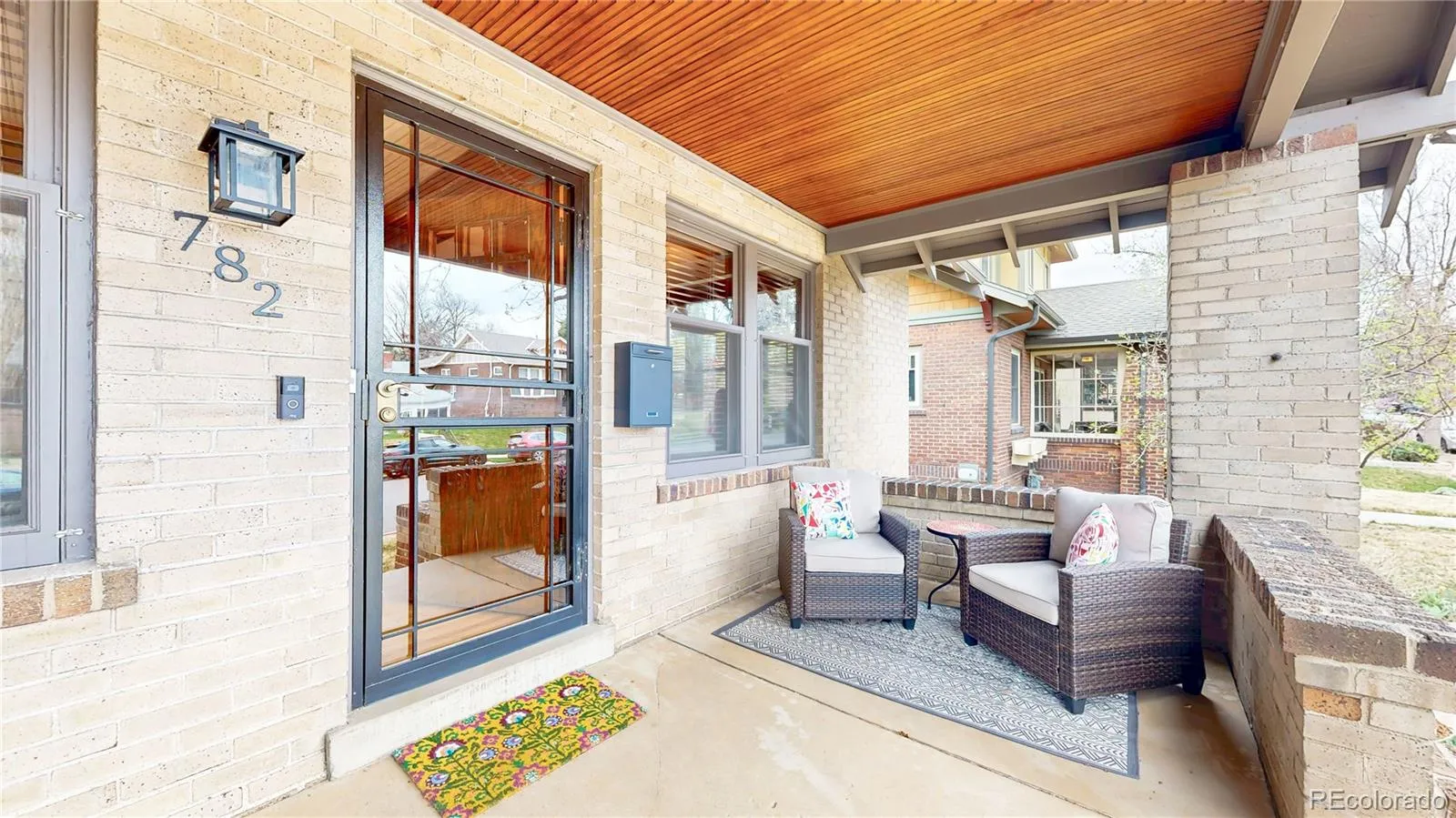 04032026222116 1600 43