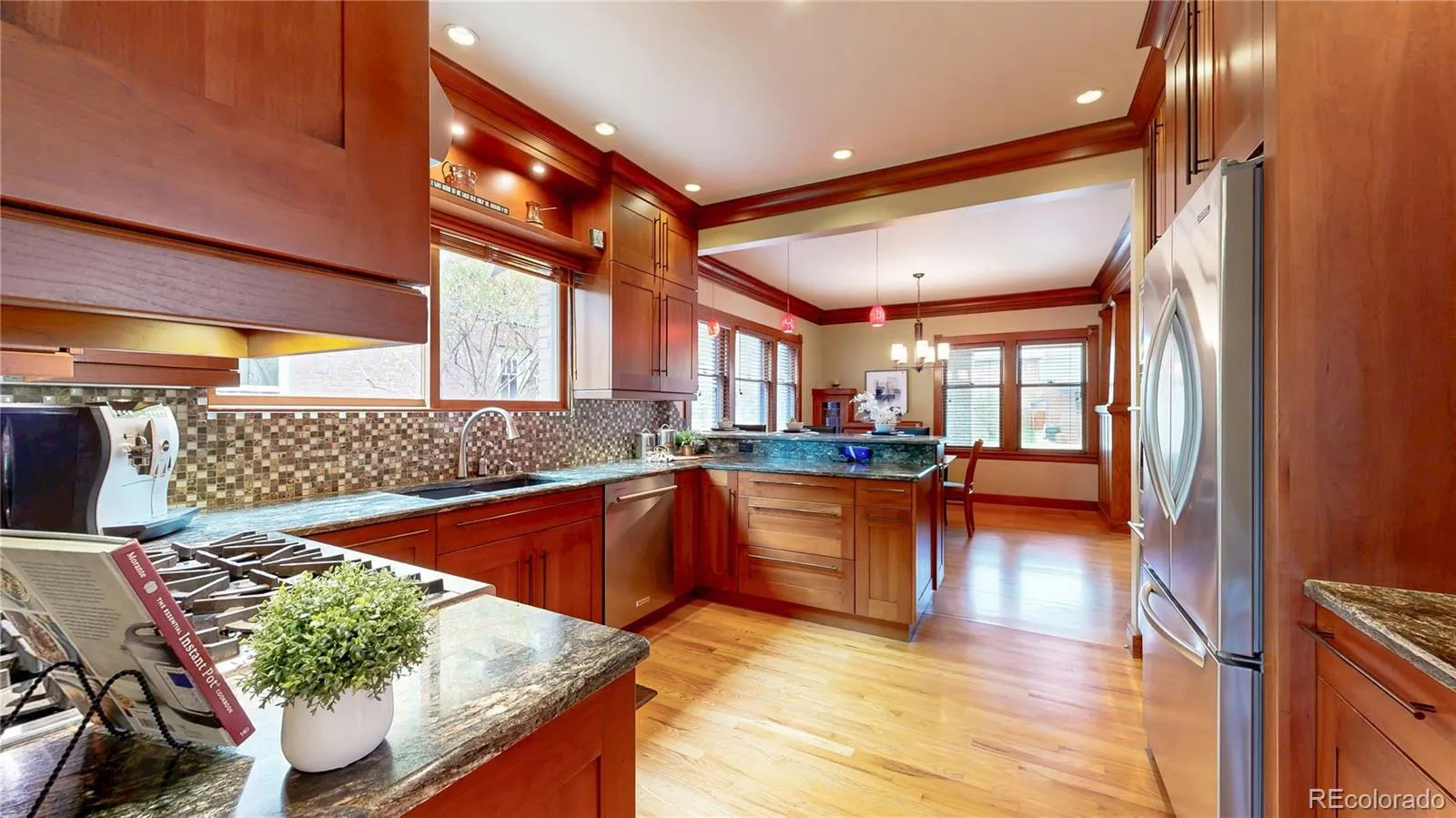 04032026222116 1600 9