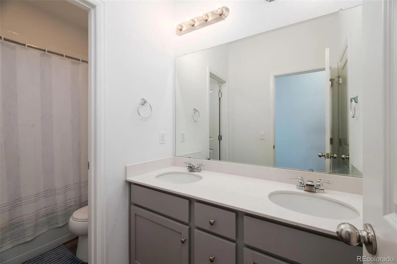 1413 S Loraine Circle Lafayette CO 80026 | MLS #REC8847849 08252026020412 1600 24