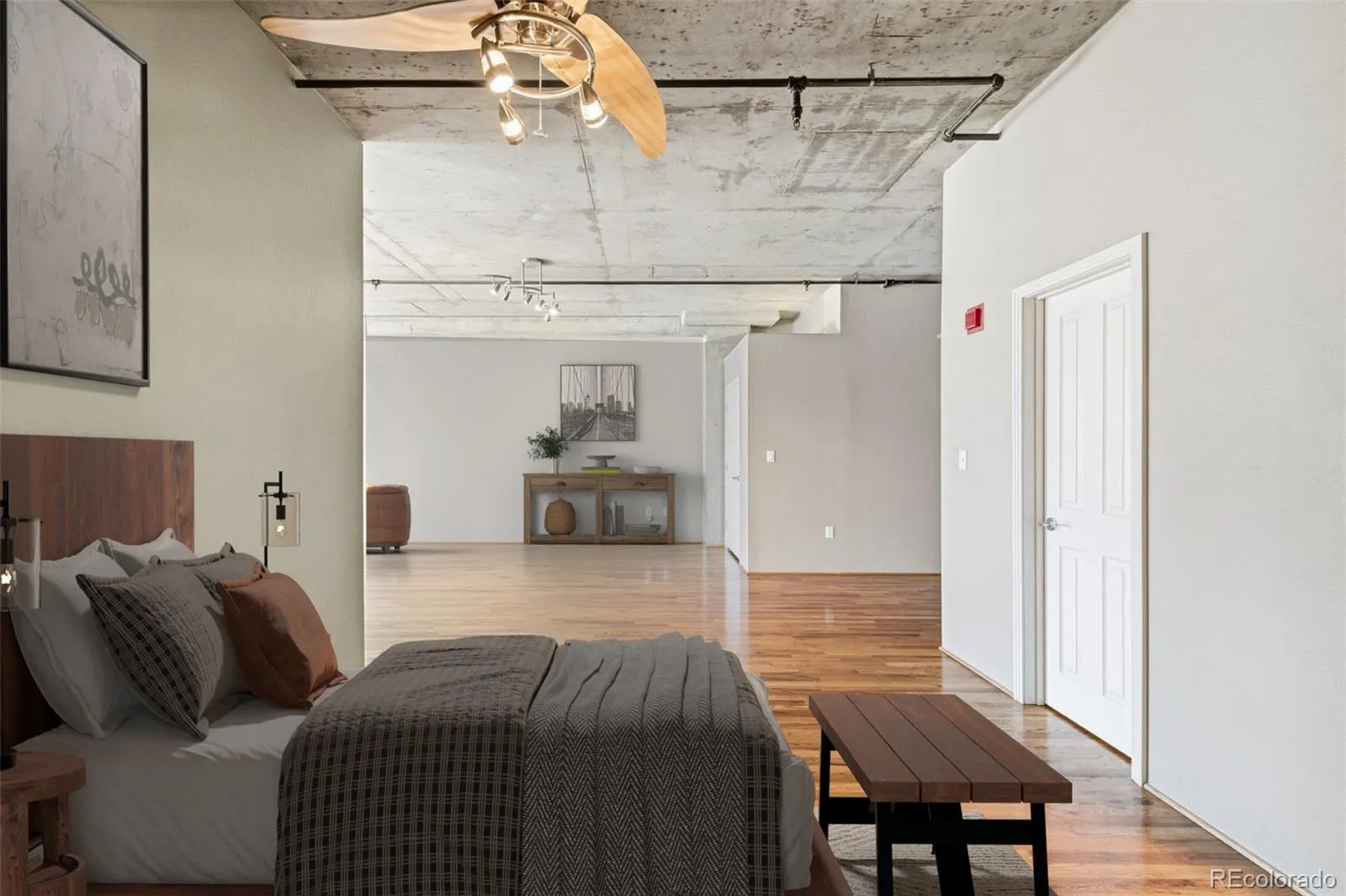 04042026033824 1600 14