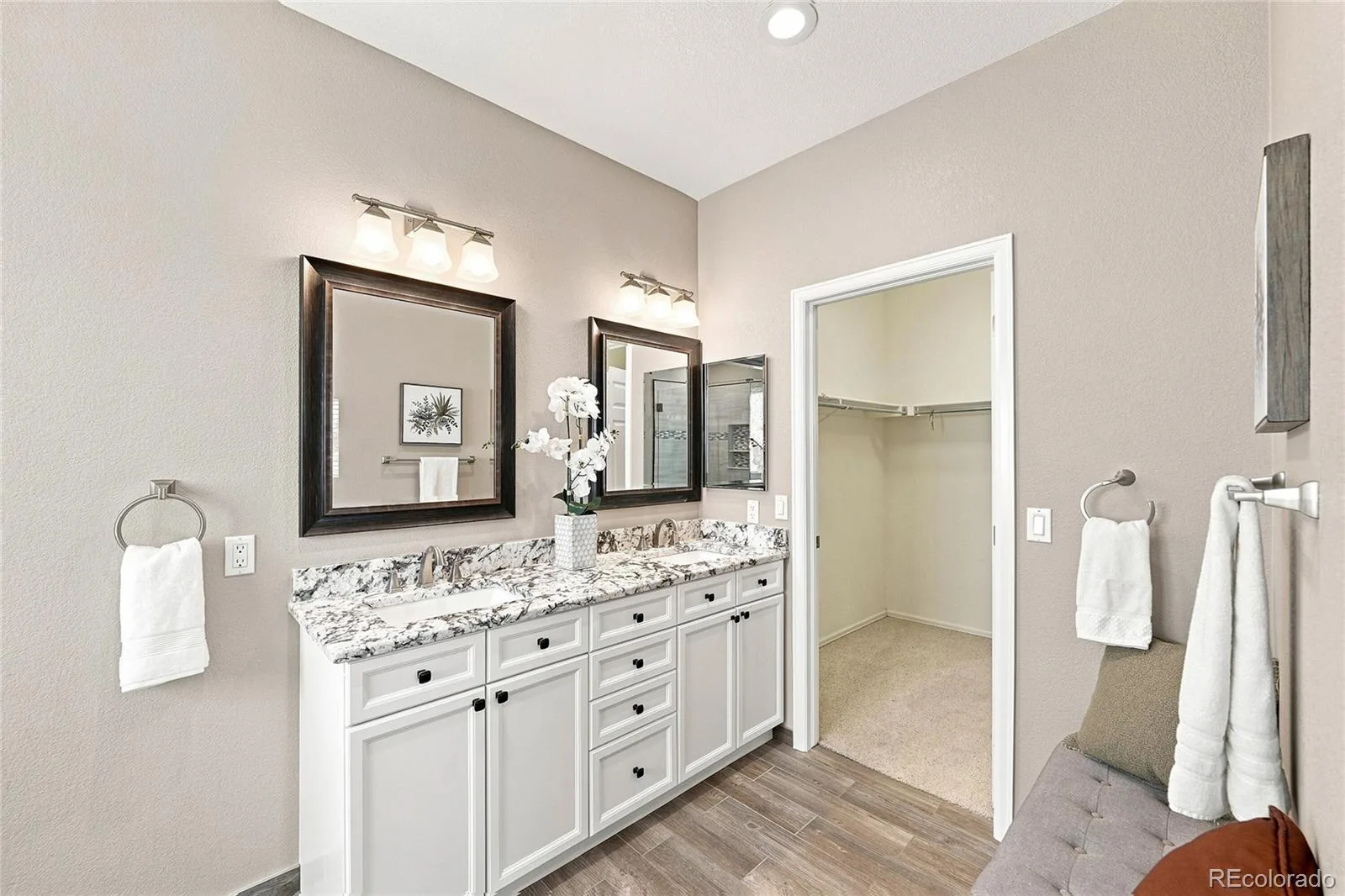 23410 E Moraine Place Aurora CO 80016 | MLS #REC8848195 08222026001933 1600 11