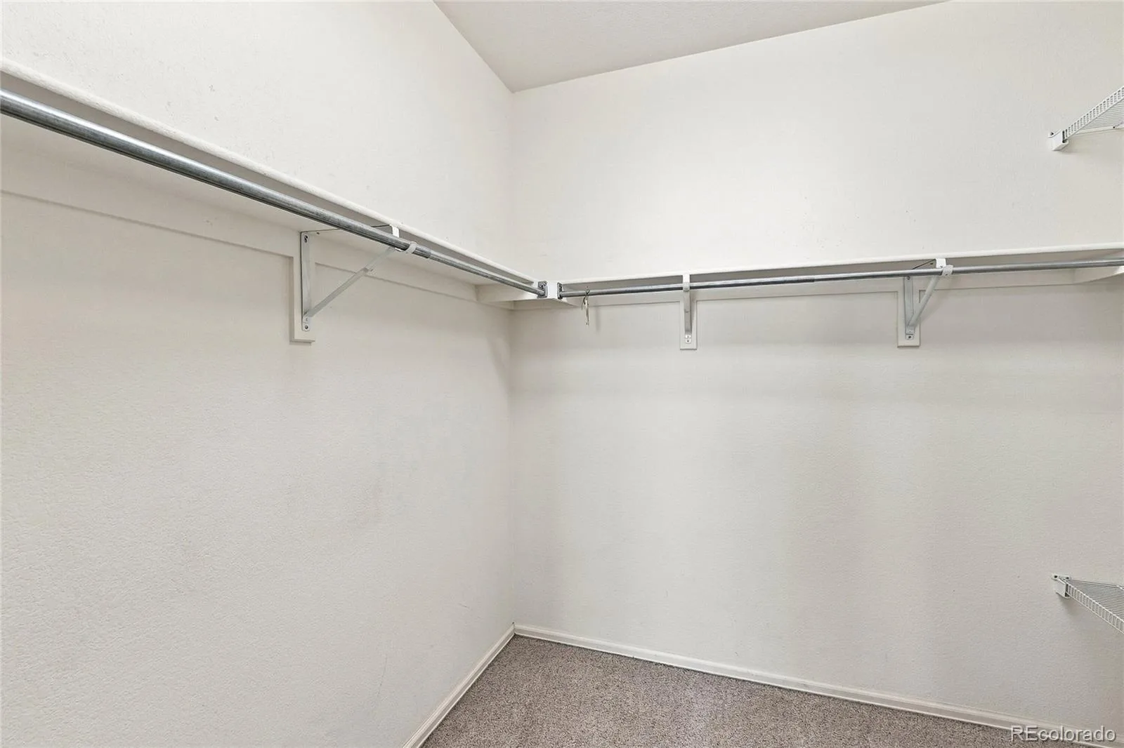 23410 E Moraine Place Aurora CO 80016 | MLS #REC8848195 08222026001933 1600 12