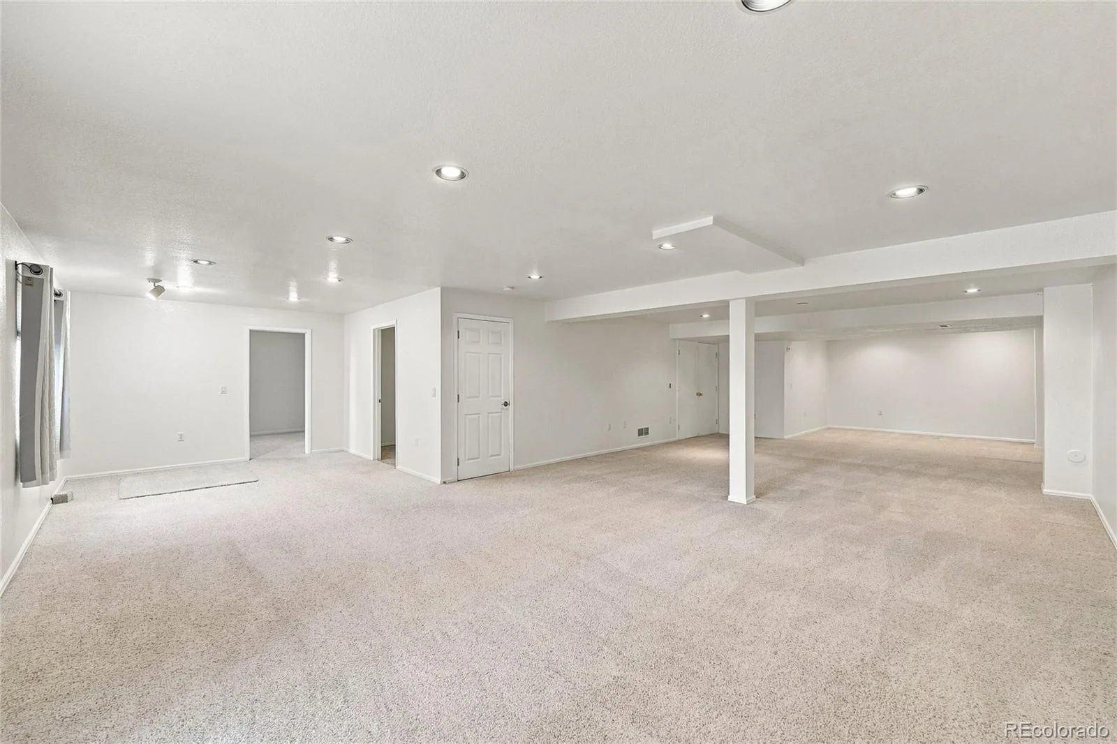23410 E Moraine Place Aurora CO 80016 | MLS #REC8848195 08222026001933 1600 17