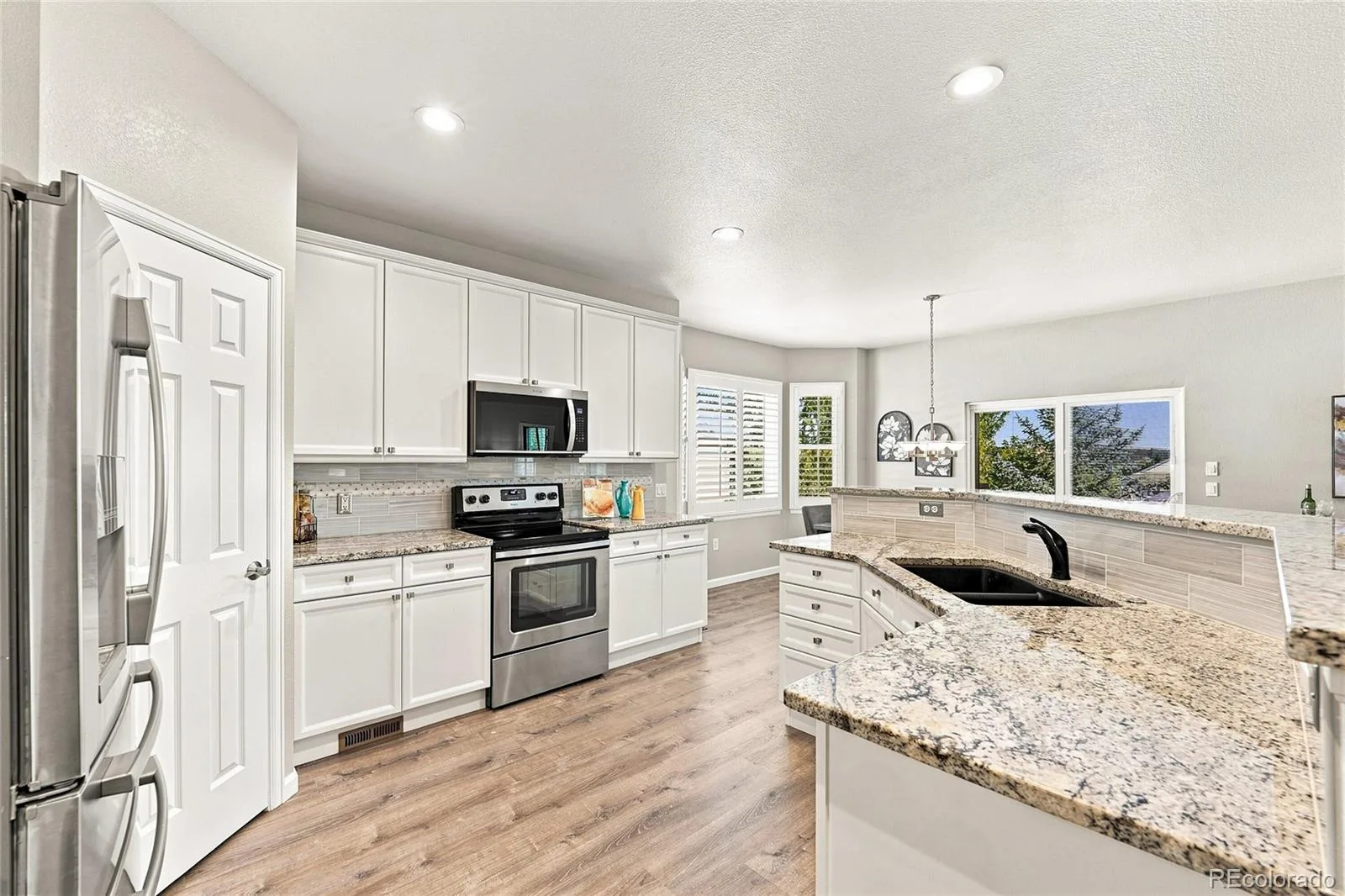 23410 E Moraine Place Aurora CO 80016 | MLS #REC8848195 08222026001933 1600 4