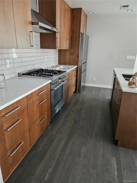 2160 Spruce Street Denver CO 80238 | MLS #REC8848461 05162026041724 800 23