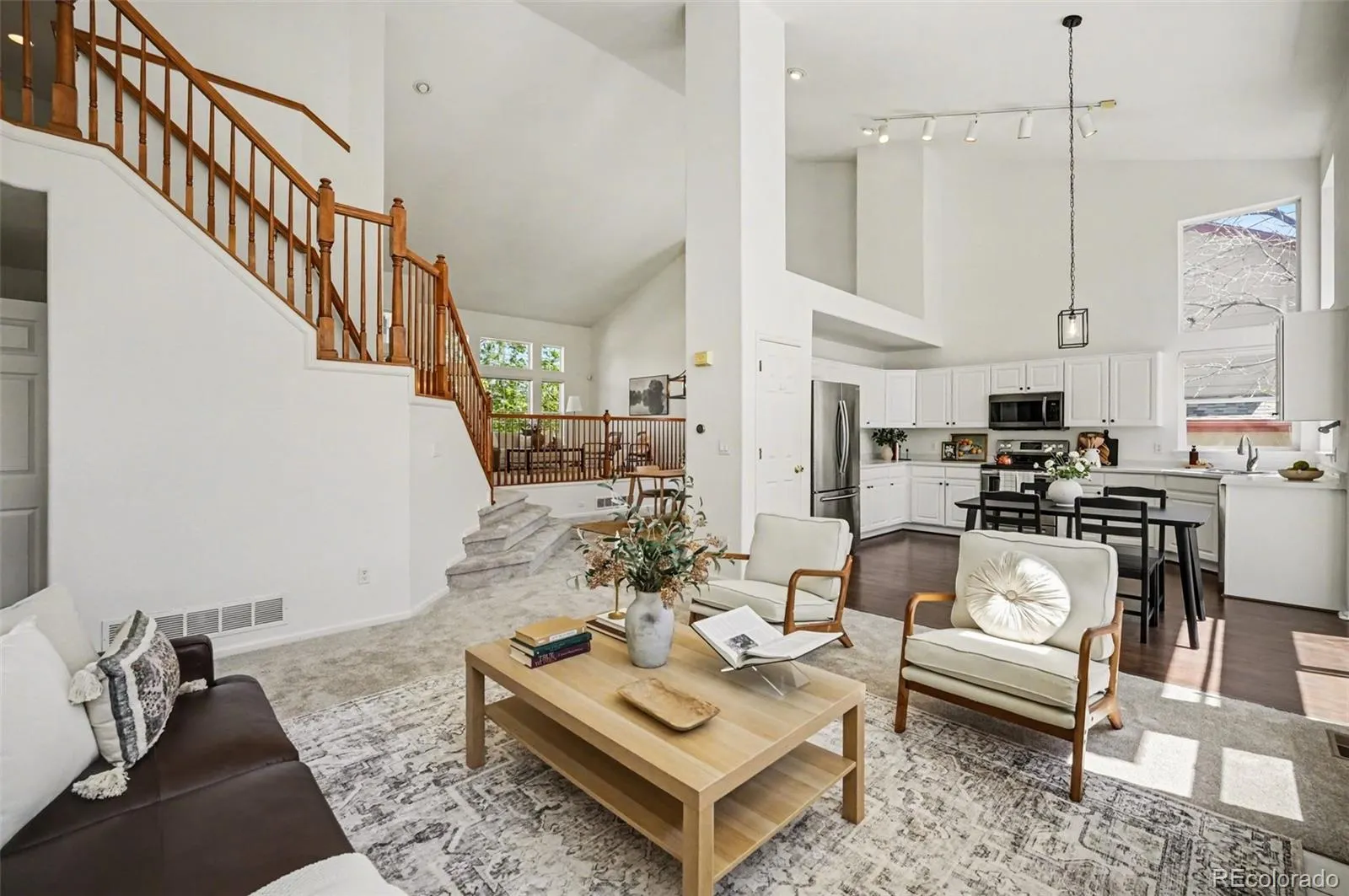 04162026224555 1600 11