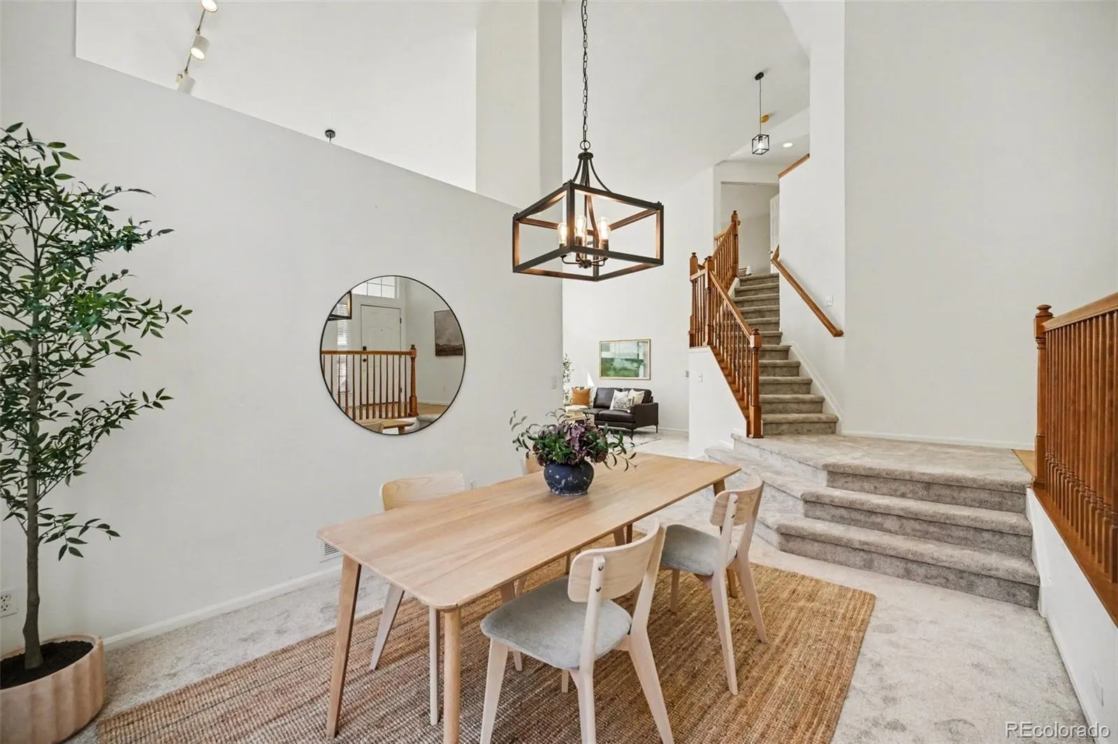 04162026224555 1600 17