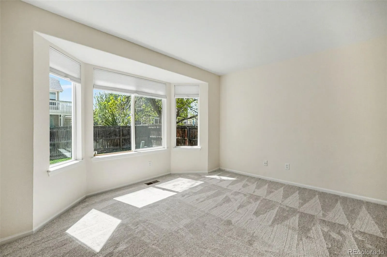 04162026224555 1600 21