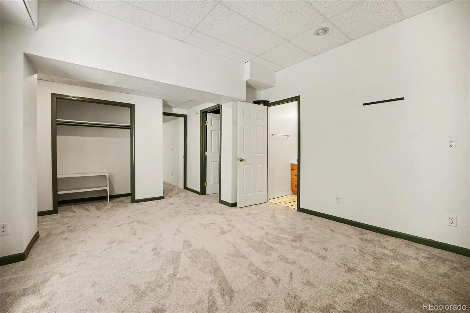 04162026224555 1600 35