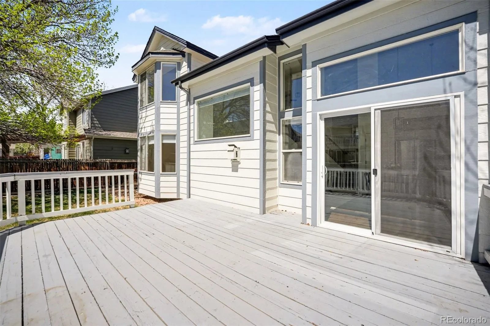 04162026224555 1600 40