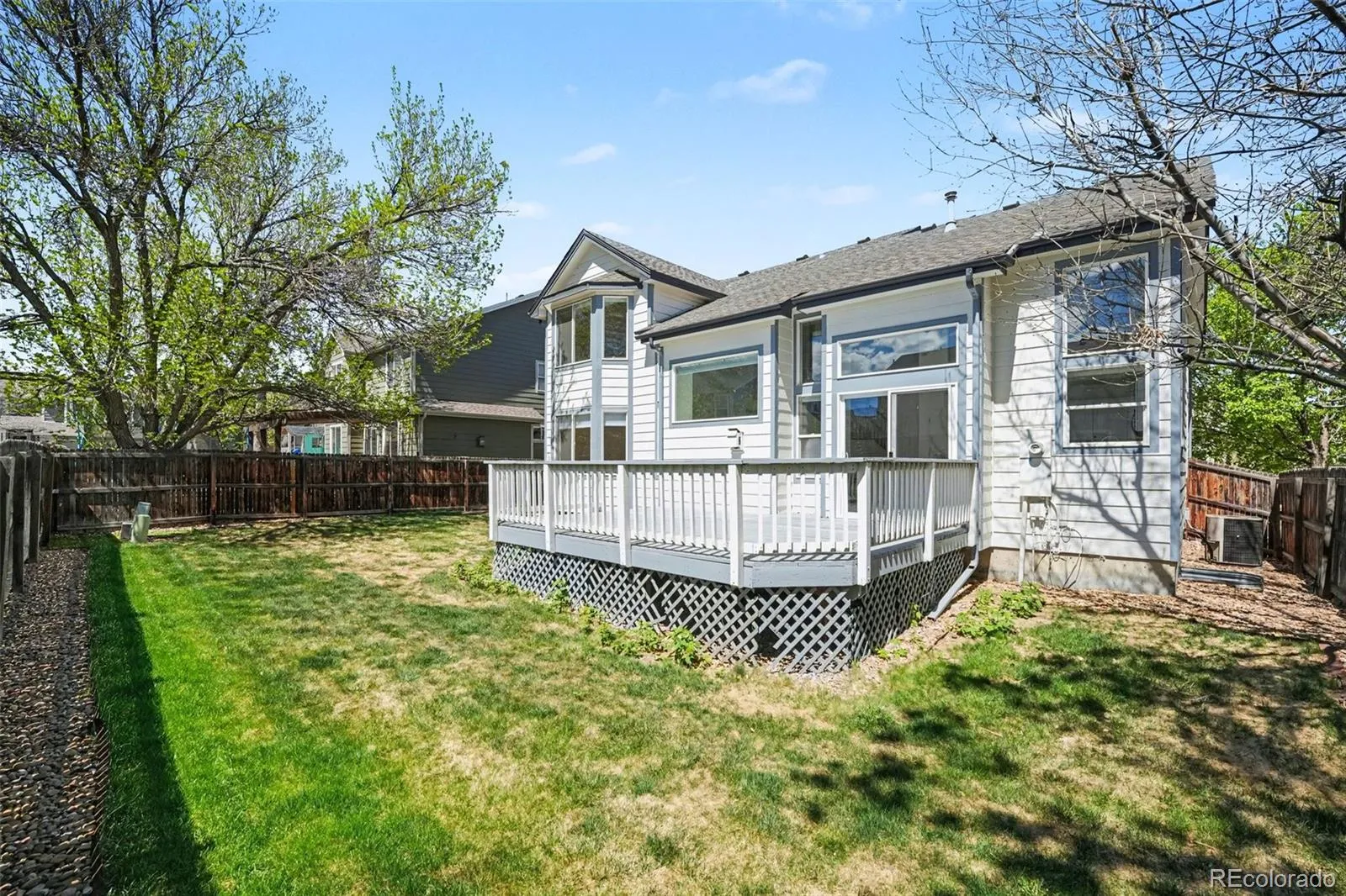 04162026224555 1600 44