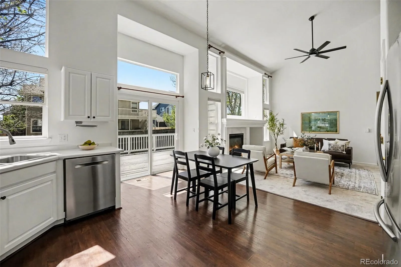 04162026224555 1600 8