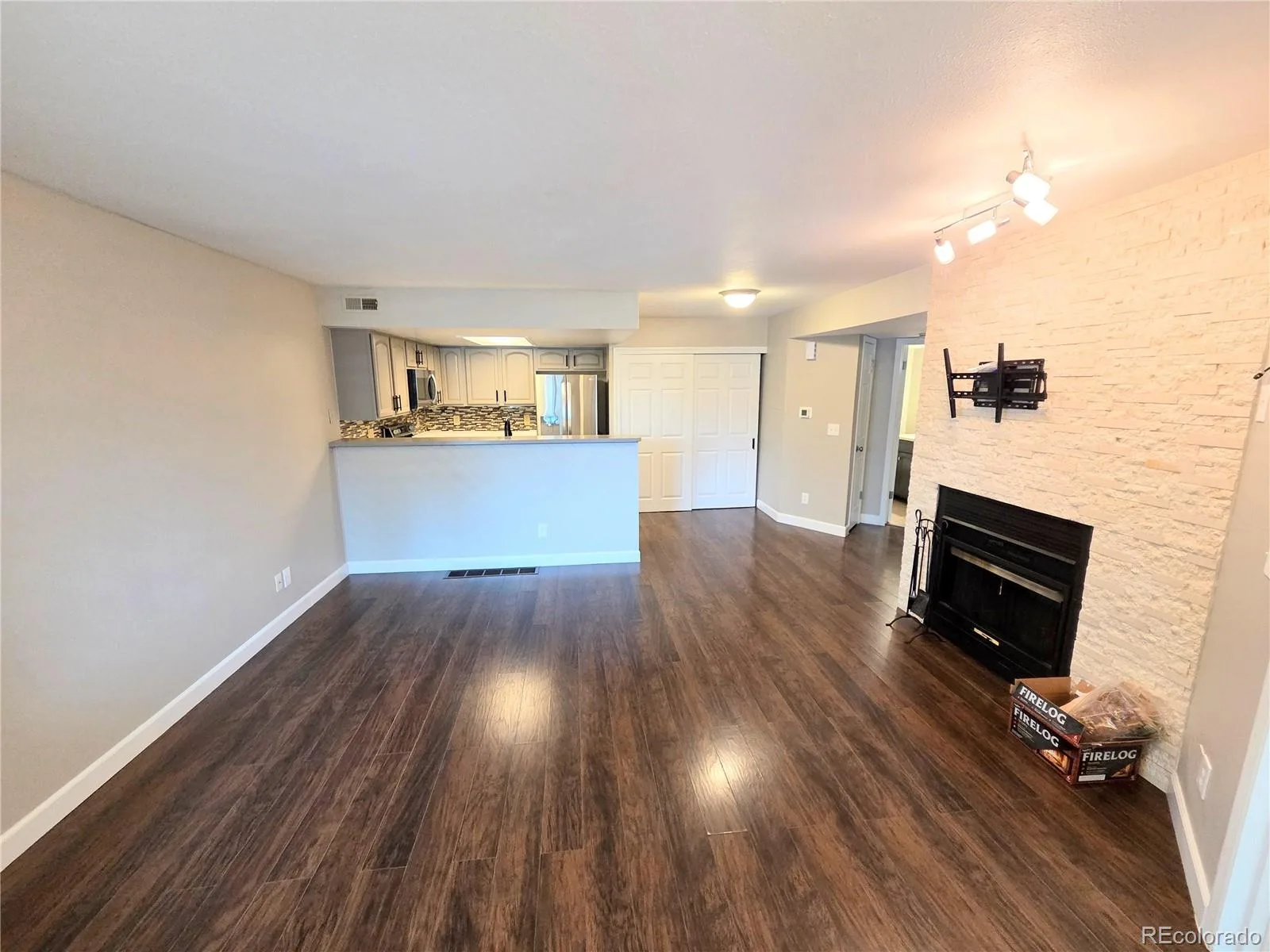 12476 W Nevada Place #105 Lakewood CO 80228 MLS #REC8850833 06032026184523 1600 3
