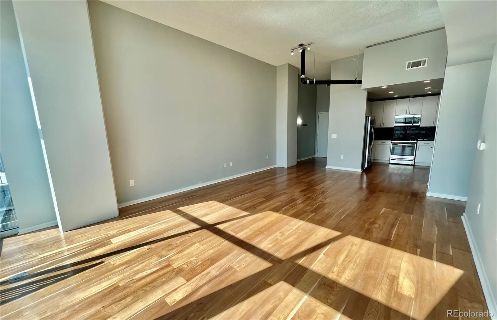 1700 Bassett Unit 2316 Street #2316 Denver CO 80202 | MLS #REC8851561 10022026205433 1600 4