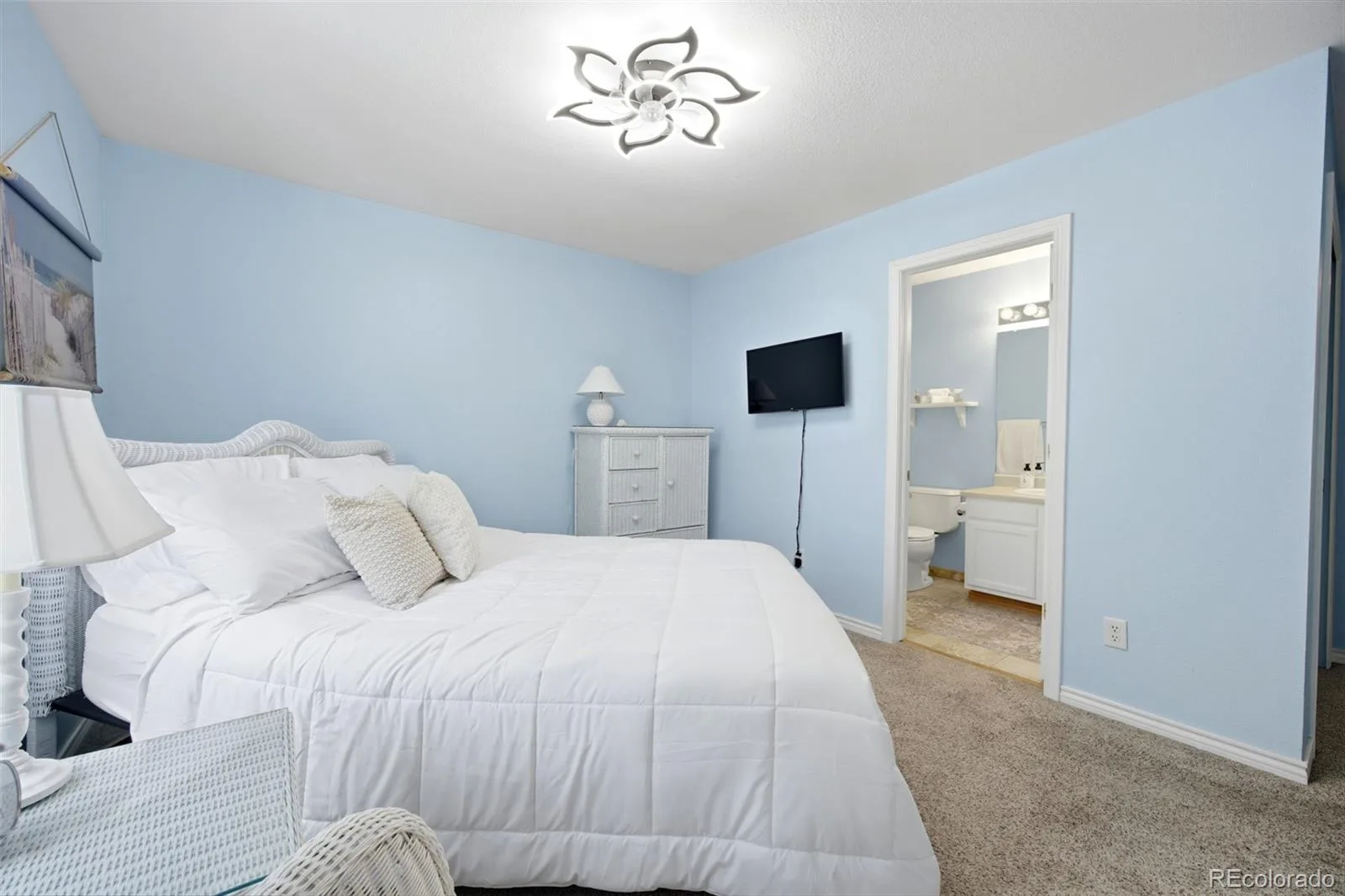 11694 W Stanford Drive Morrison CO 80465 | MLS #REC8852883 06122026074858 1600 20
