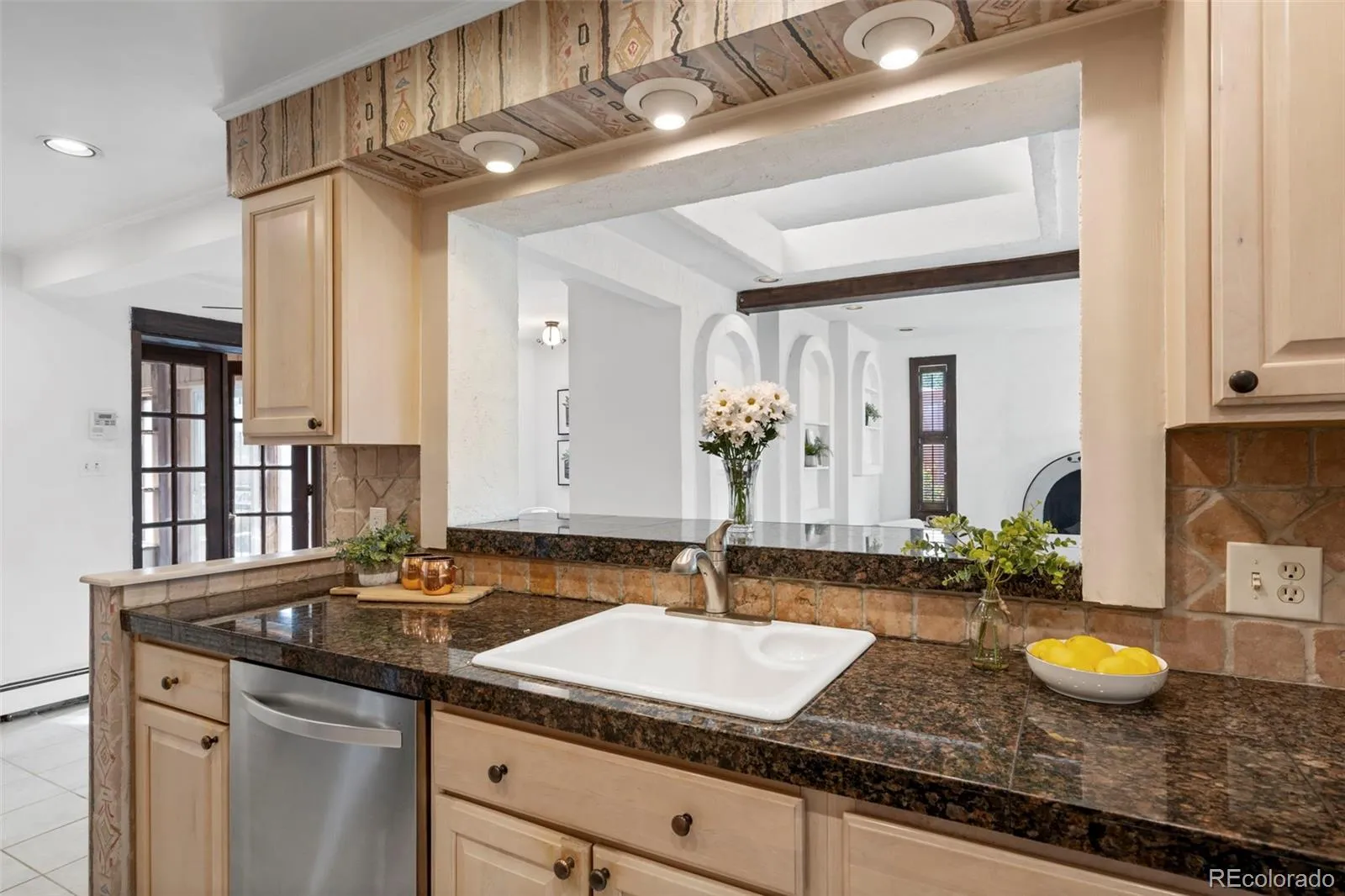 04162026152746 1600 14