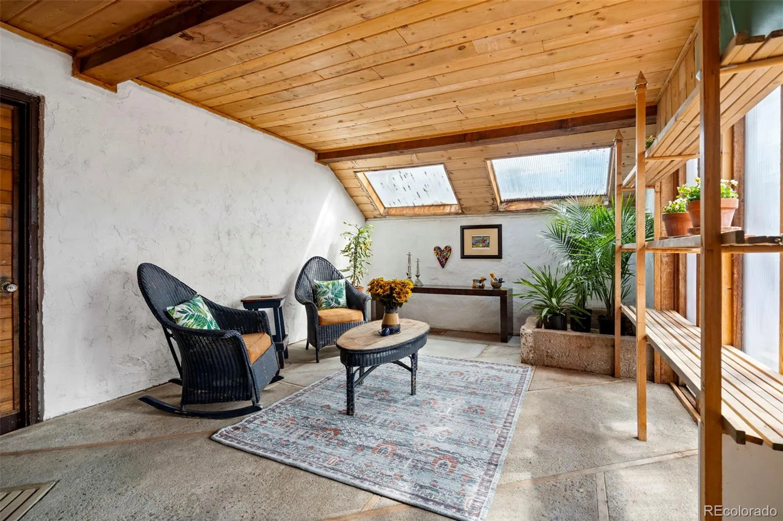 04162026152746 1600 22