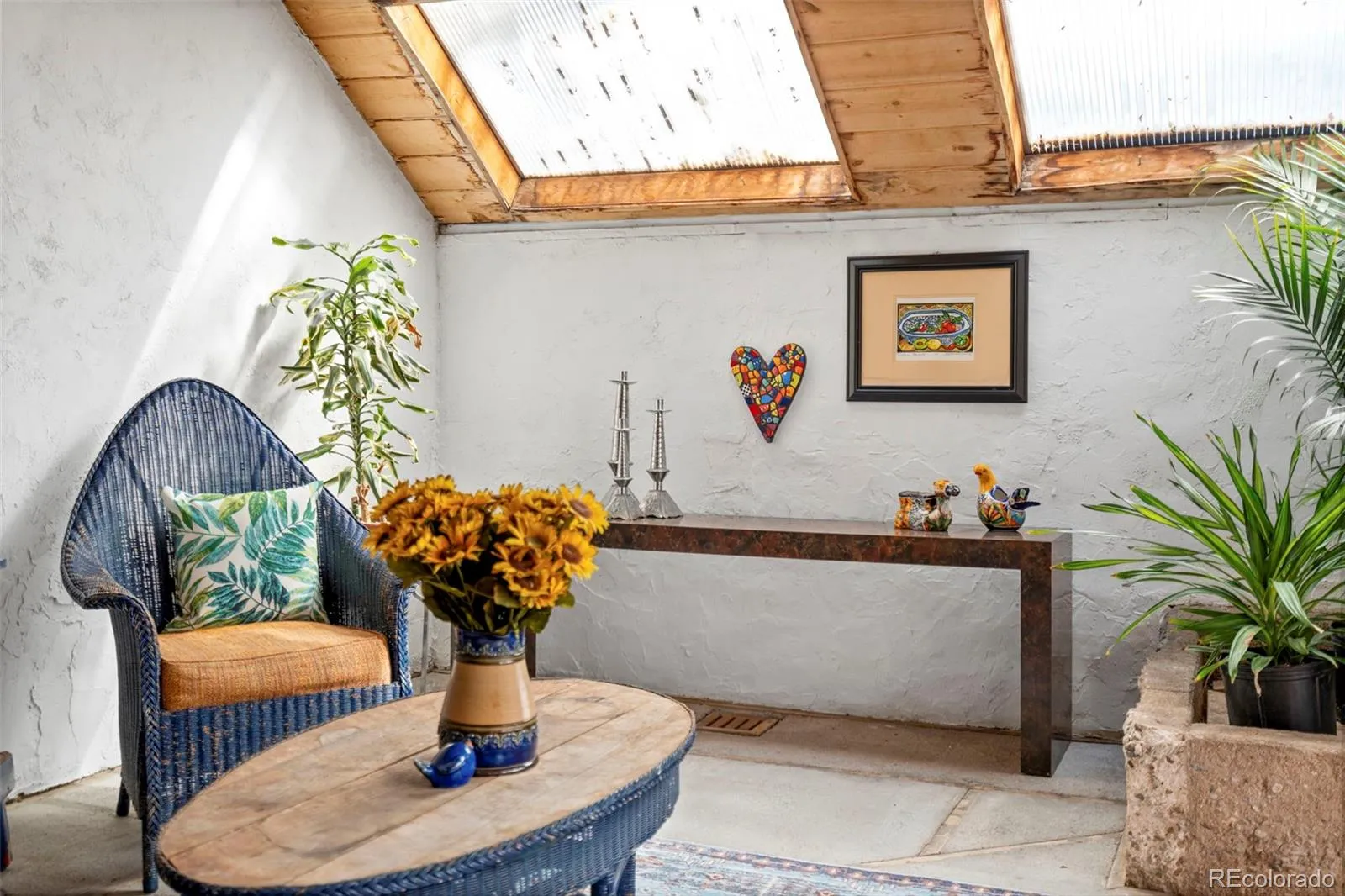 04162026152746 1600 24