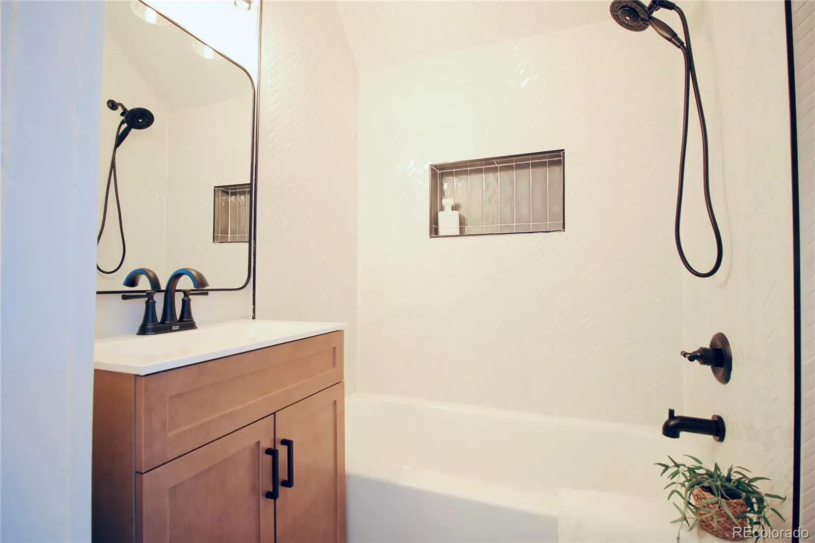 11072025053934 1600 34