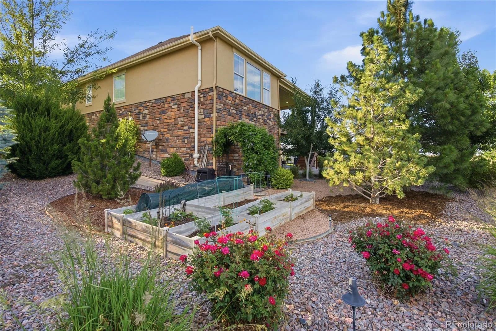 27822 E Long Place Aurora CO 80016 | MLS #REC8859448 08182026213936 1600 34