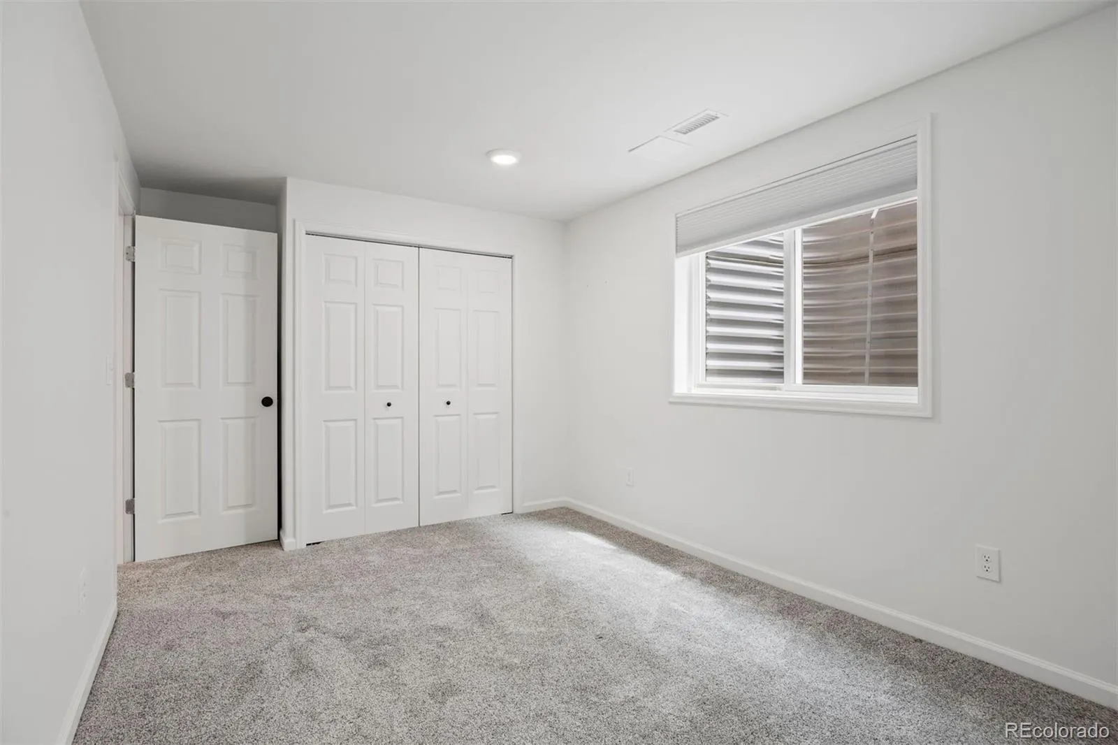 7602 E 8th Place Denver CO 80230 MLS #REC8859645 05012026173145 1600 21