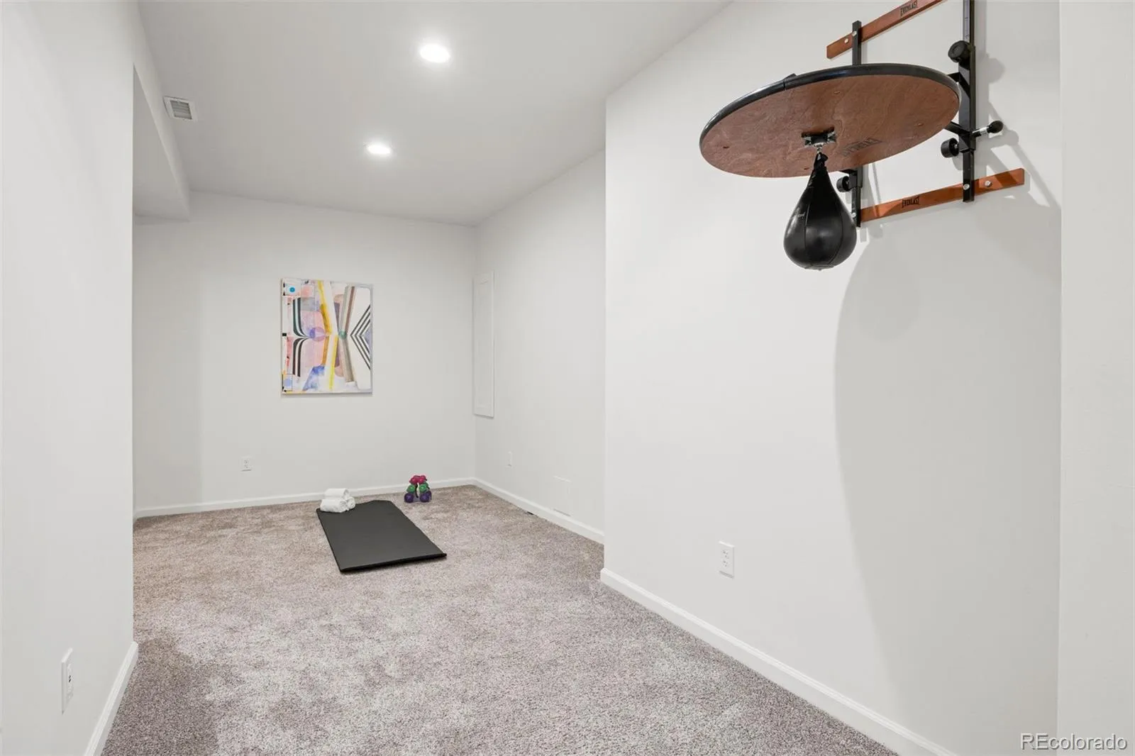 7602 E 8th Place Denver CO 80230 MLS #REC8859645 05012026173145 1600 23
