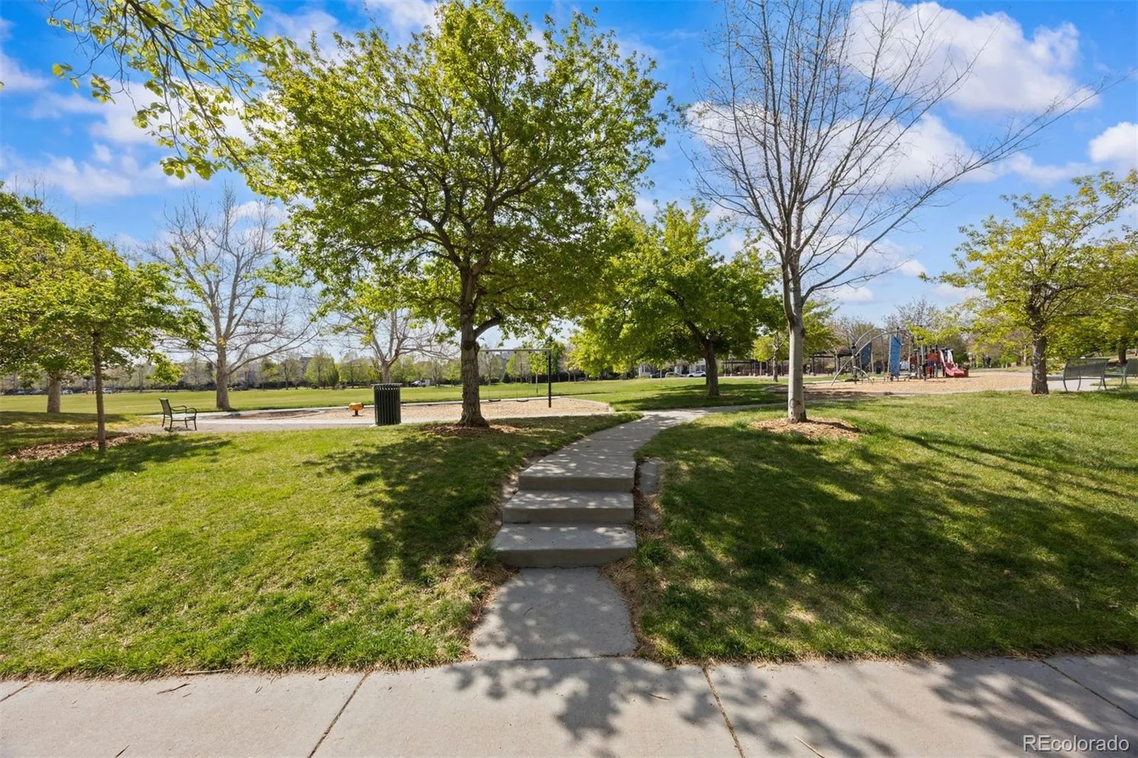 7602 E 8th Place Denver CO 80230 MLS #REC8859645 05012026173145 1600 31