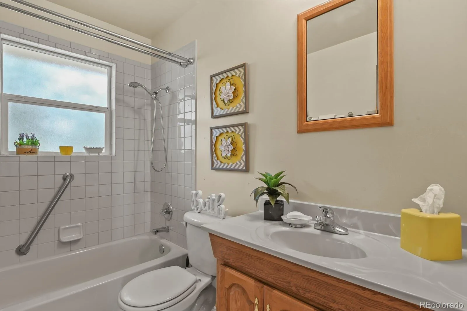 8159 Nola Drive Denver CO 80221 | MLS #REC8863341 08052026213730 1600 15