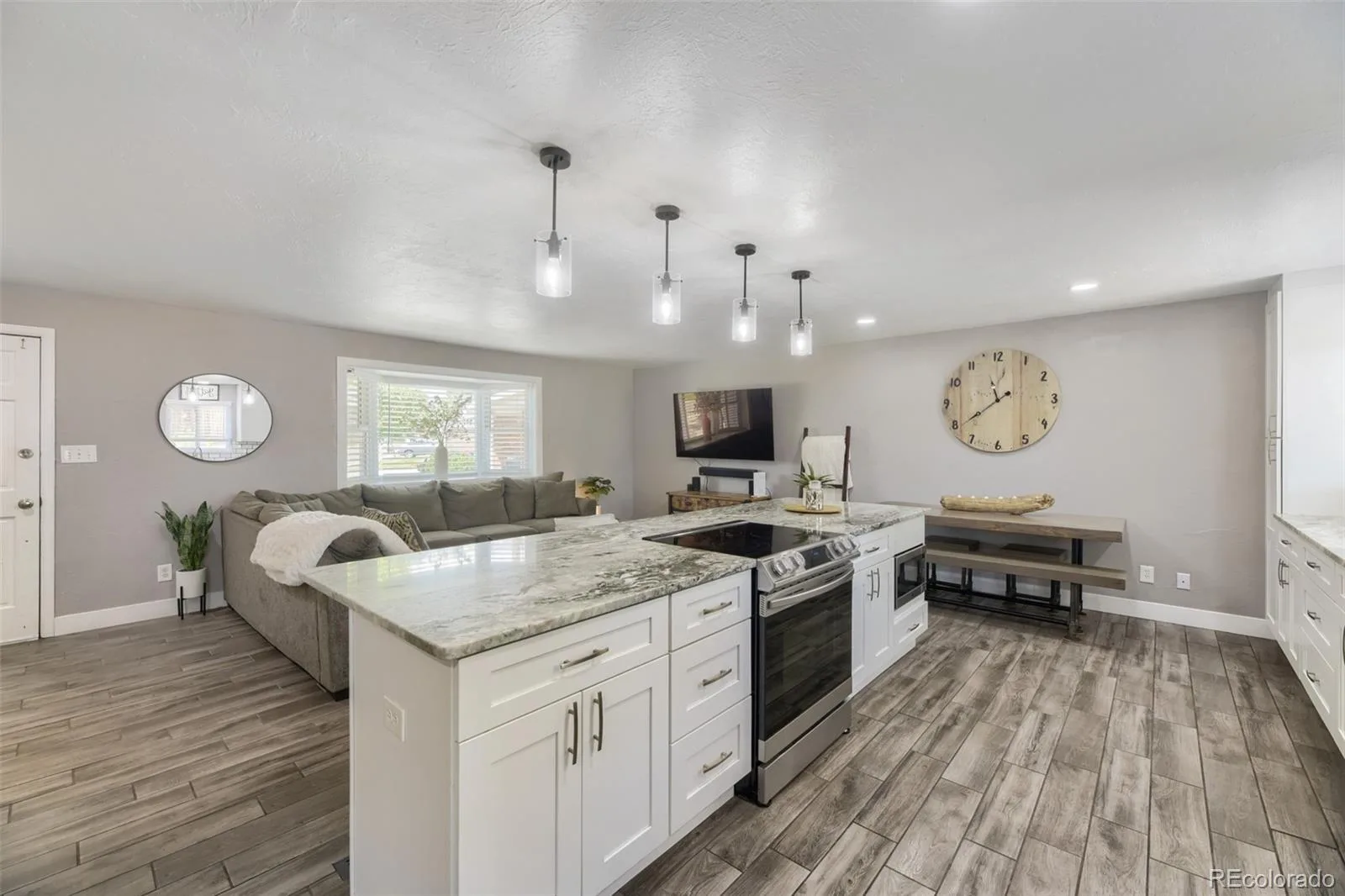 9357 W Brittany Avenue Littleton CO 80123 | MLS #REC8863614 08132026213843 1600 4