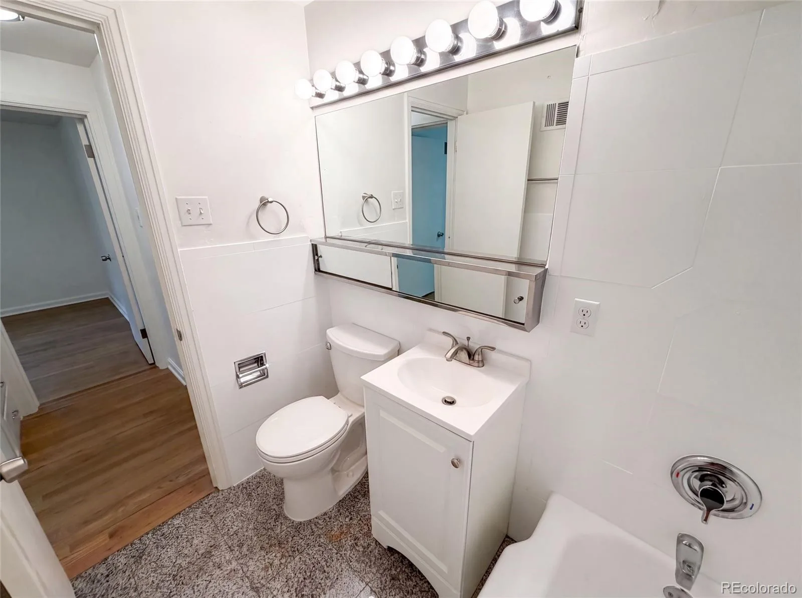 3900 Otis Street Wheat Ridge CO 80033 | MLS #REC8865941 07302026181741 1600 14