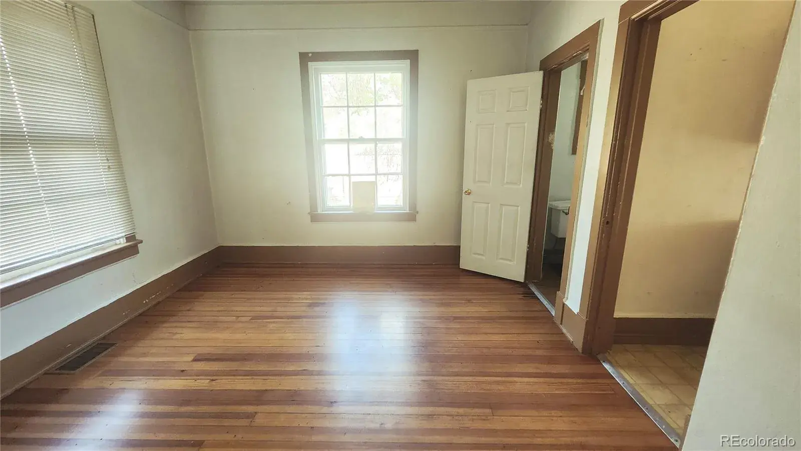 10062025161549 1600 18