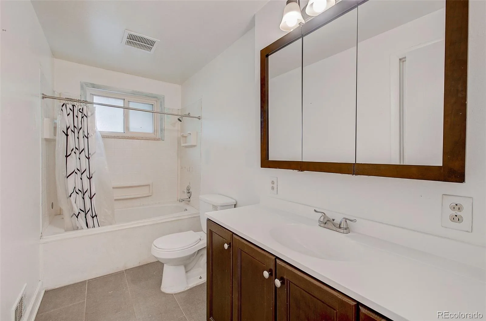6252 Pierson Court Arvada CO 80004 MLS #REC8872872 06272026222805 1600 6
