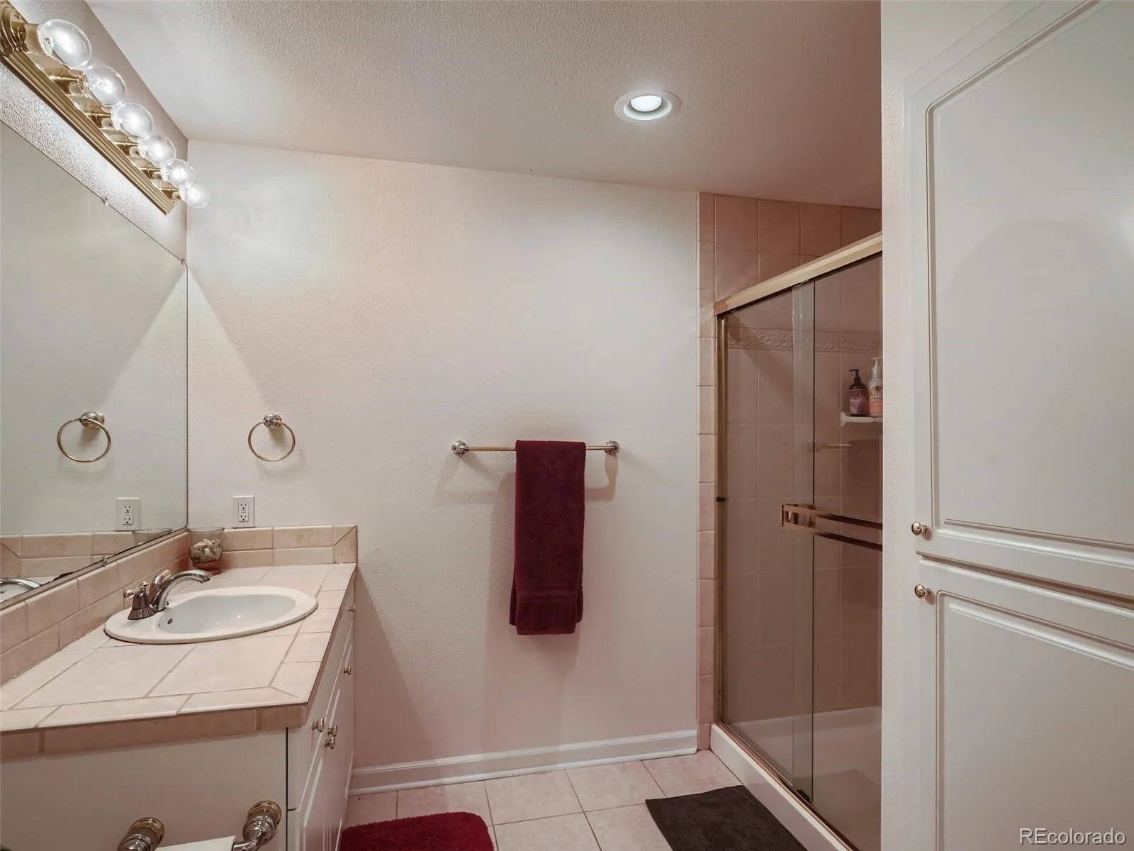 5828 S Danube Street Aurora CO 80015 | MLS #REC8874382 07162026003908 1600 22