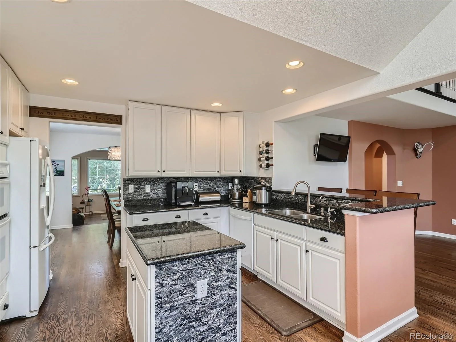 5828 S Danube Street Aurora CO 80015 | MLS #REC8874382 07162026003908 1600 7