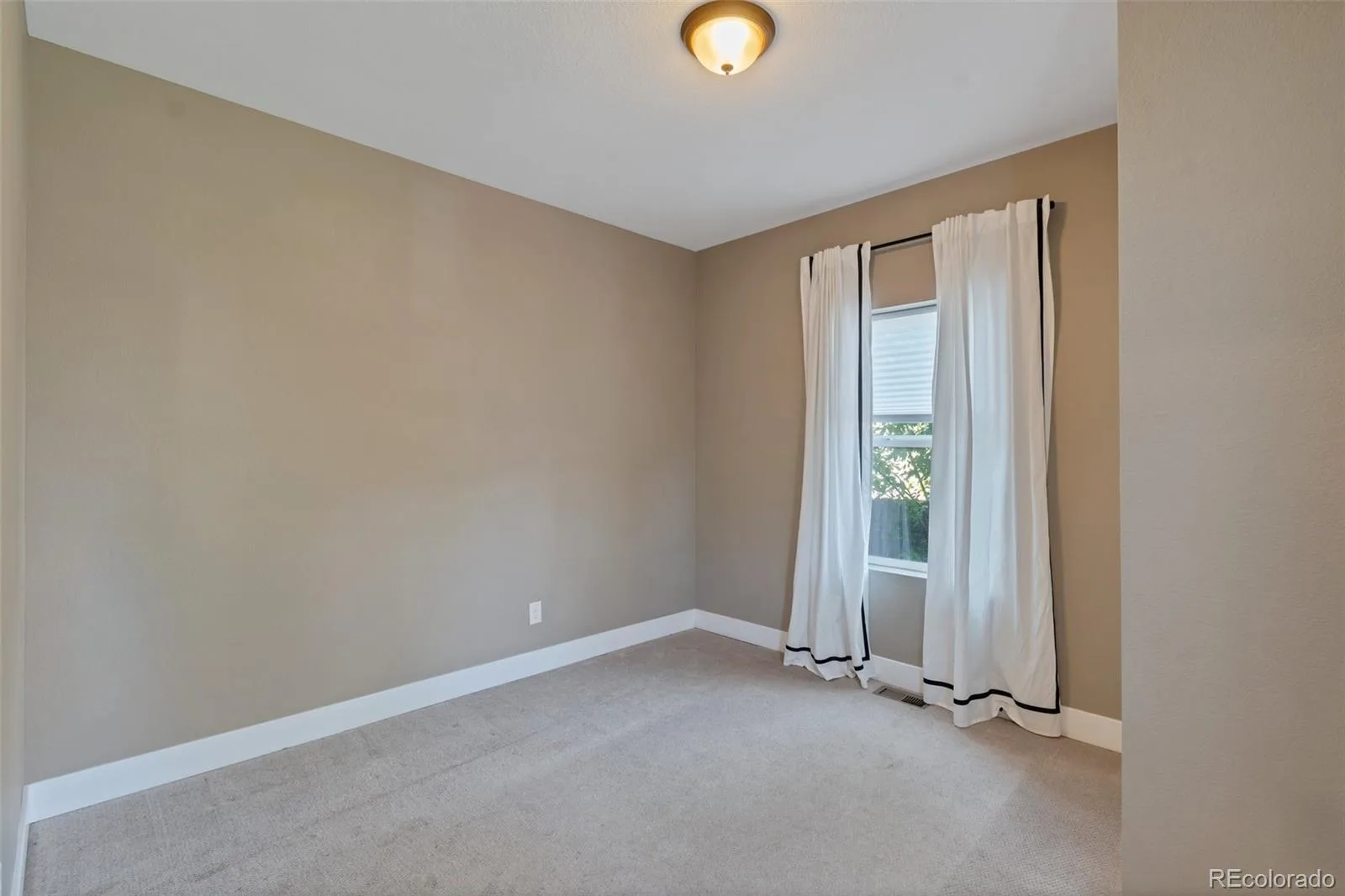 1581 S Ogden Street Denver CO 80210 MLS #REC8874734 06222026190504 1600 23