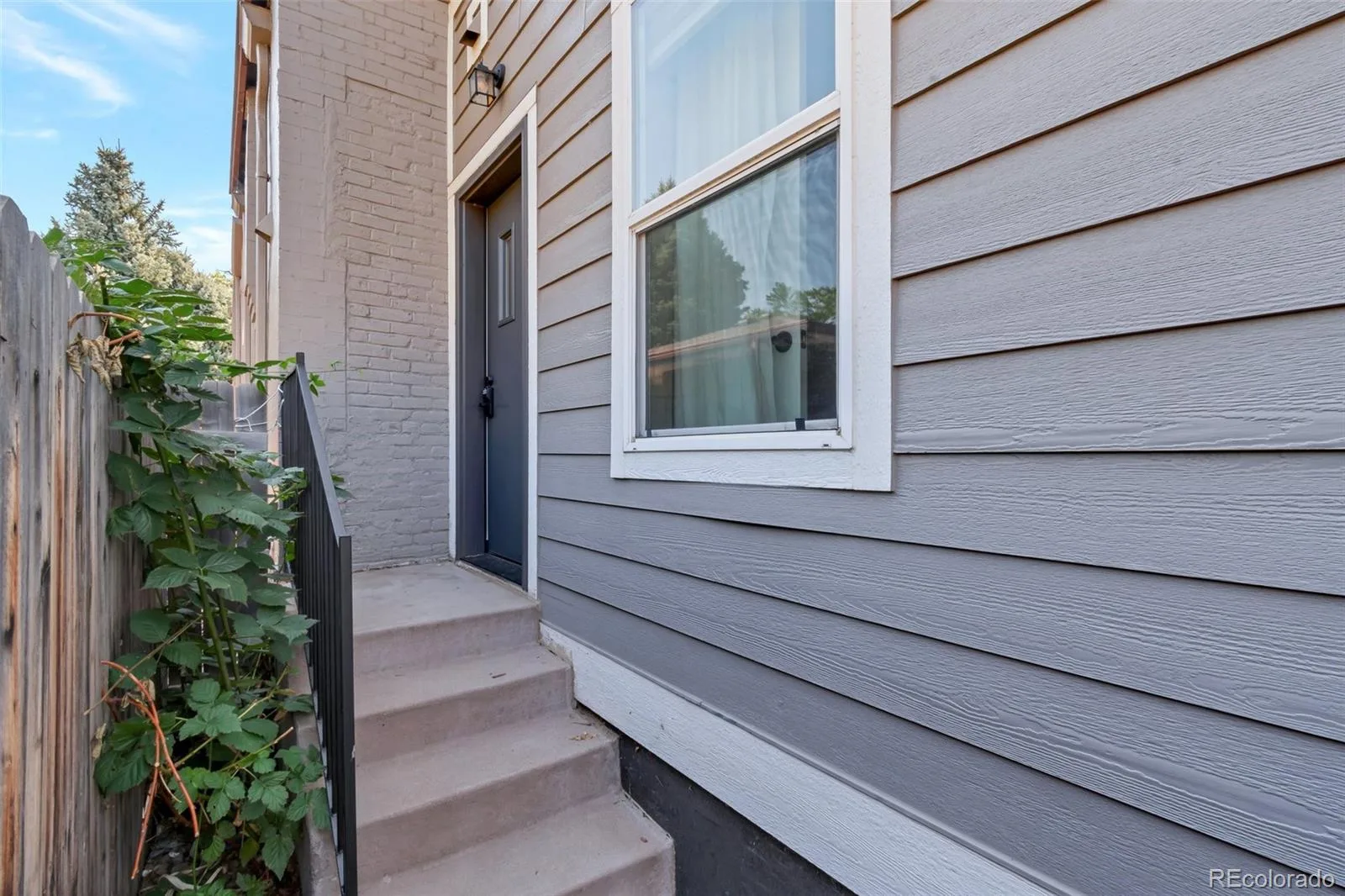 1581 S Ogden Street Denver CO 80210 MLS #REC8874734 06222026190504 1600 24
