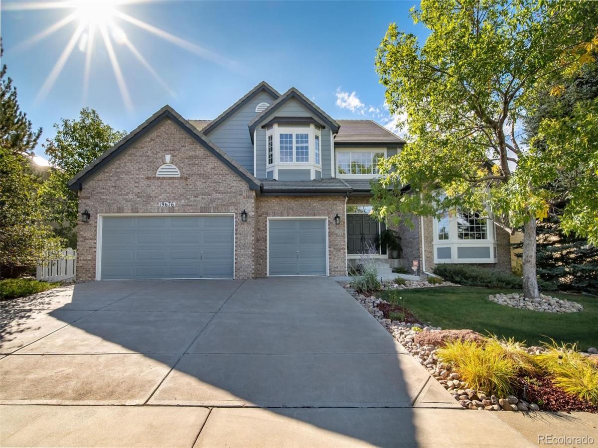 19676 E Pinewood Drive Aurora CO 80016 | MLS #REC8874993 MLS #REC8874993 image #0